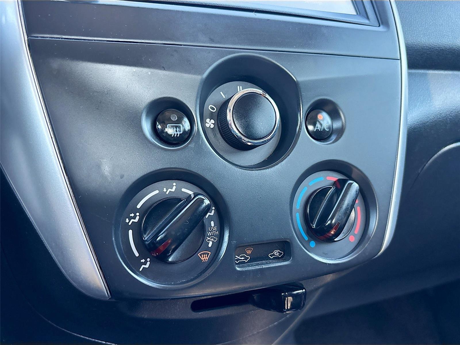 2018 Nissan Versa Sedan SV