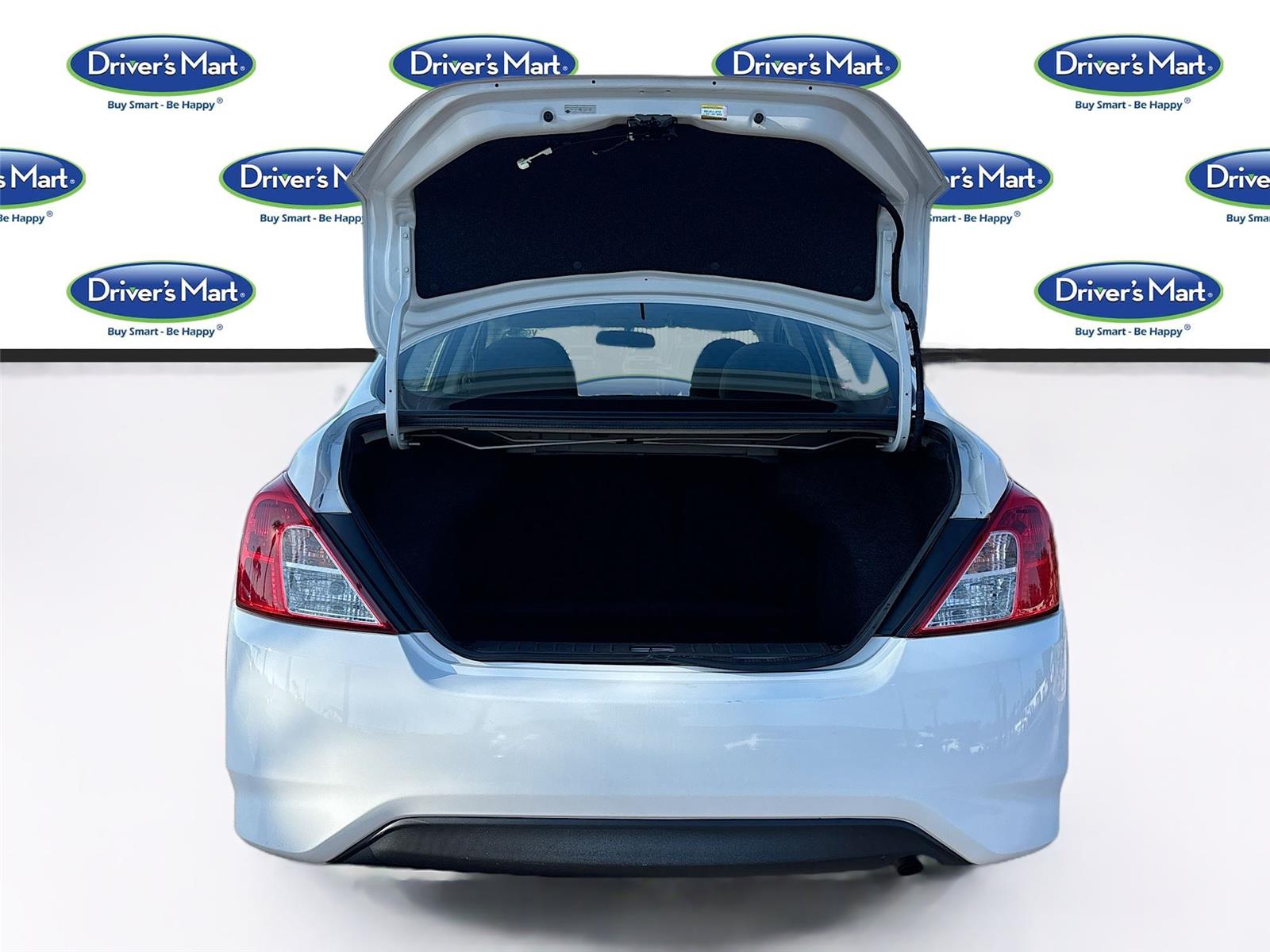 2018 Nissan Versa Sedan SV