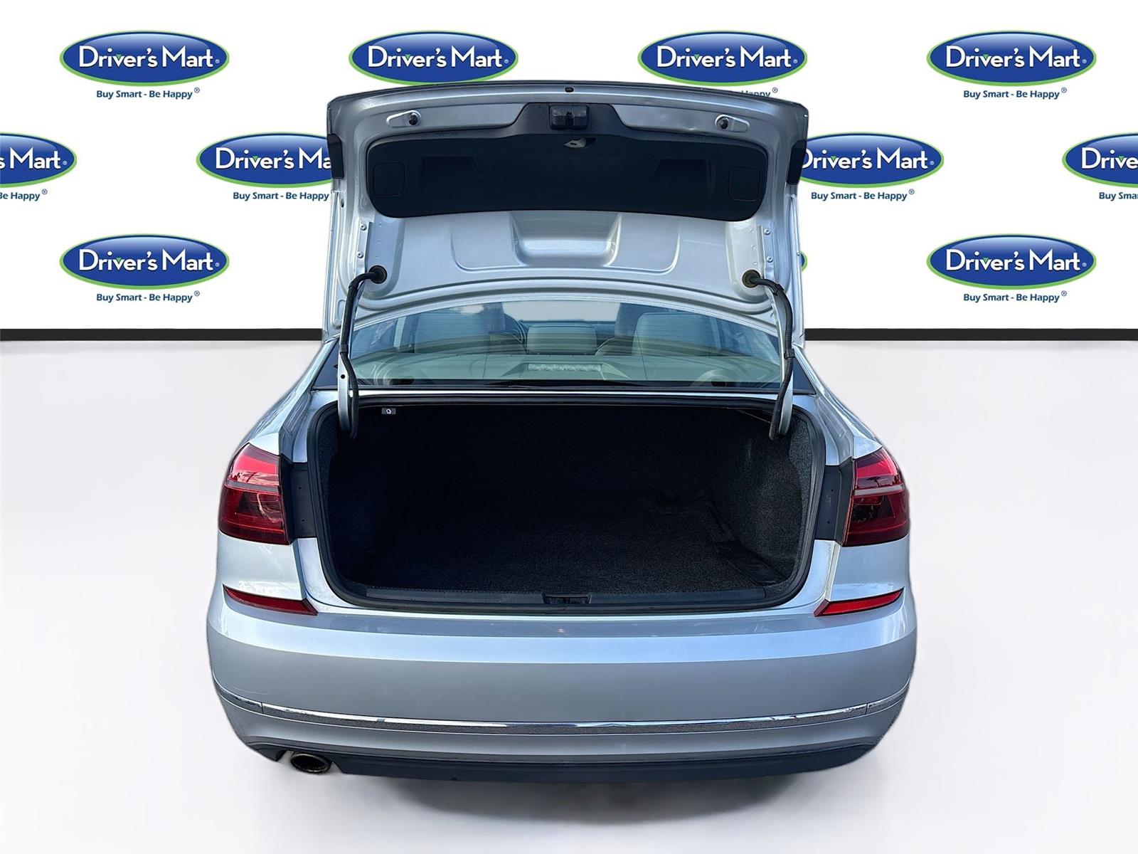 2018 Volkswagen Passat 2.0T SE