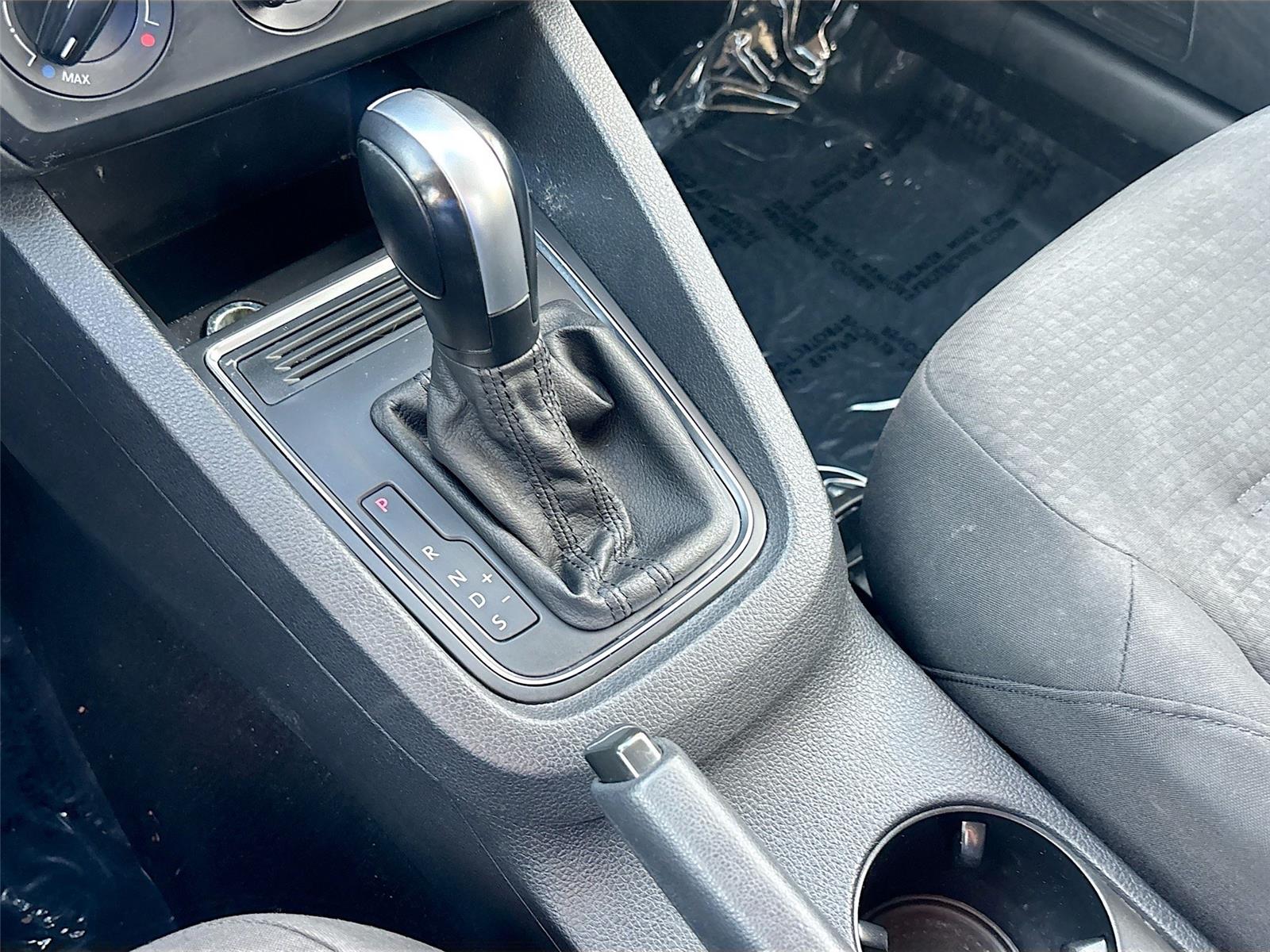 2015 Volkswagen Jetta Sedan 2.0L S