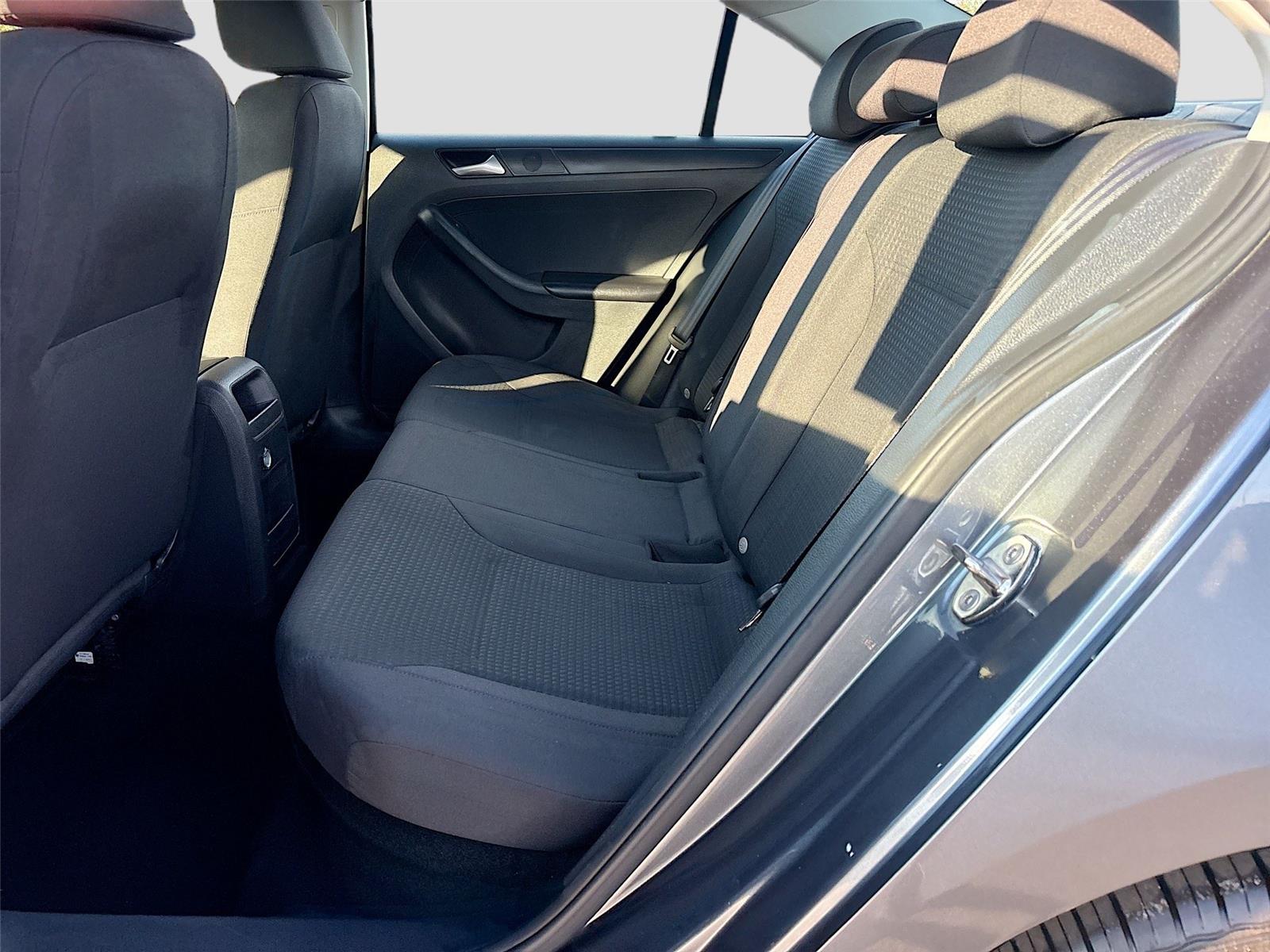 2015 Volkswagen Jetta Sedan 2.0L S