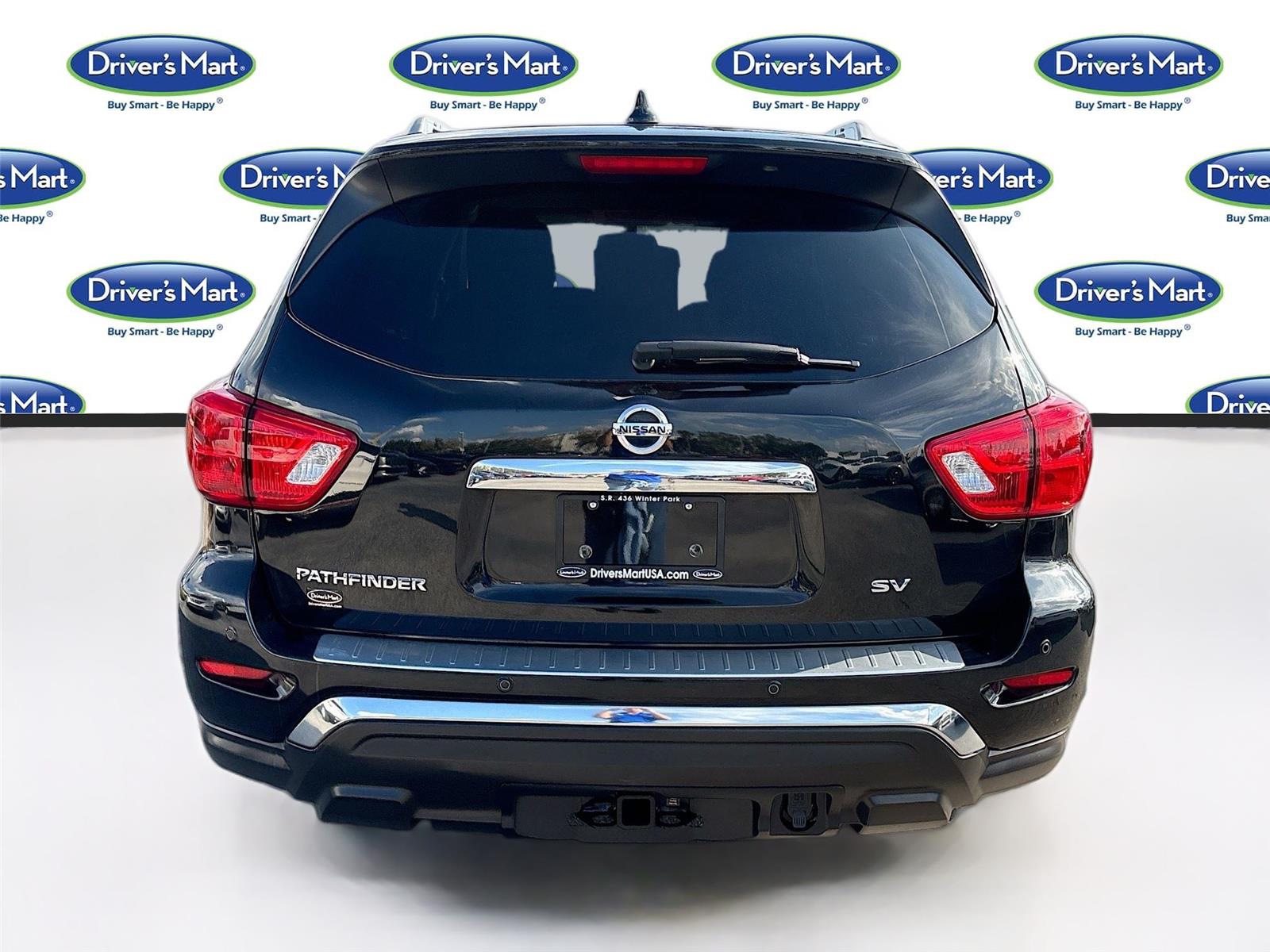 2020 Nissan Pathfinder SV