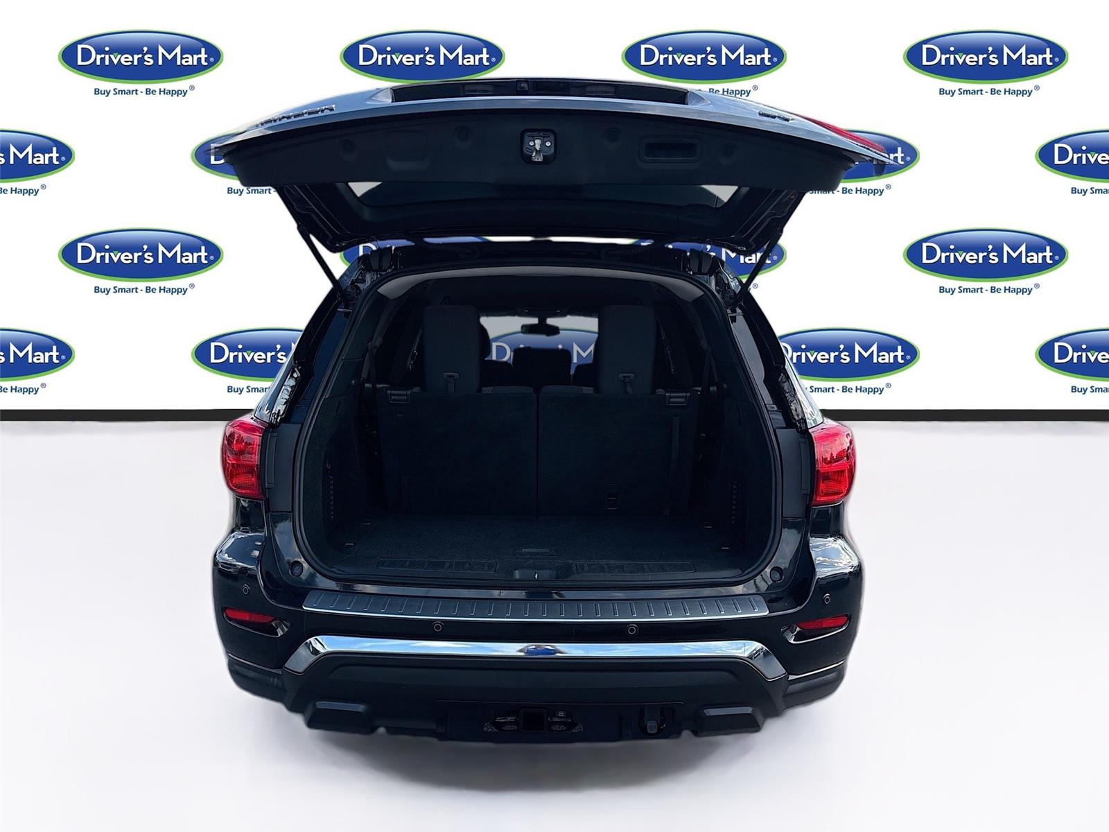 2020 Nissan Pathfinder SV