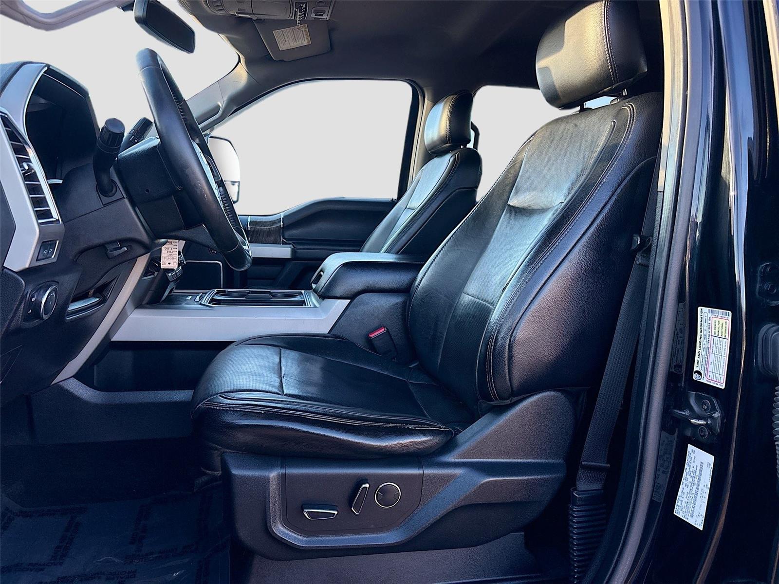 2017 Ford F-350 Super Duty Lariat