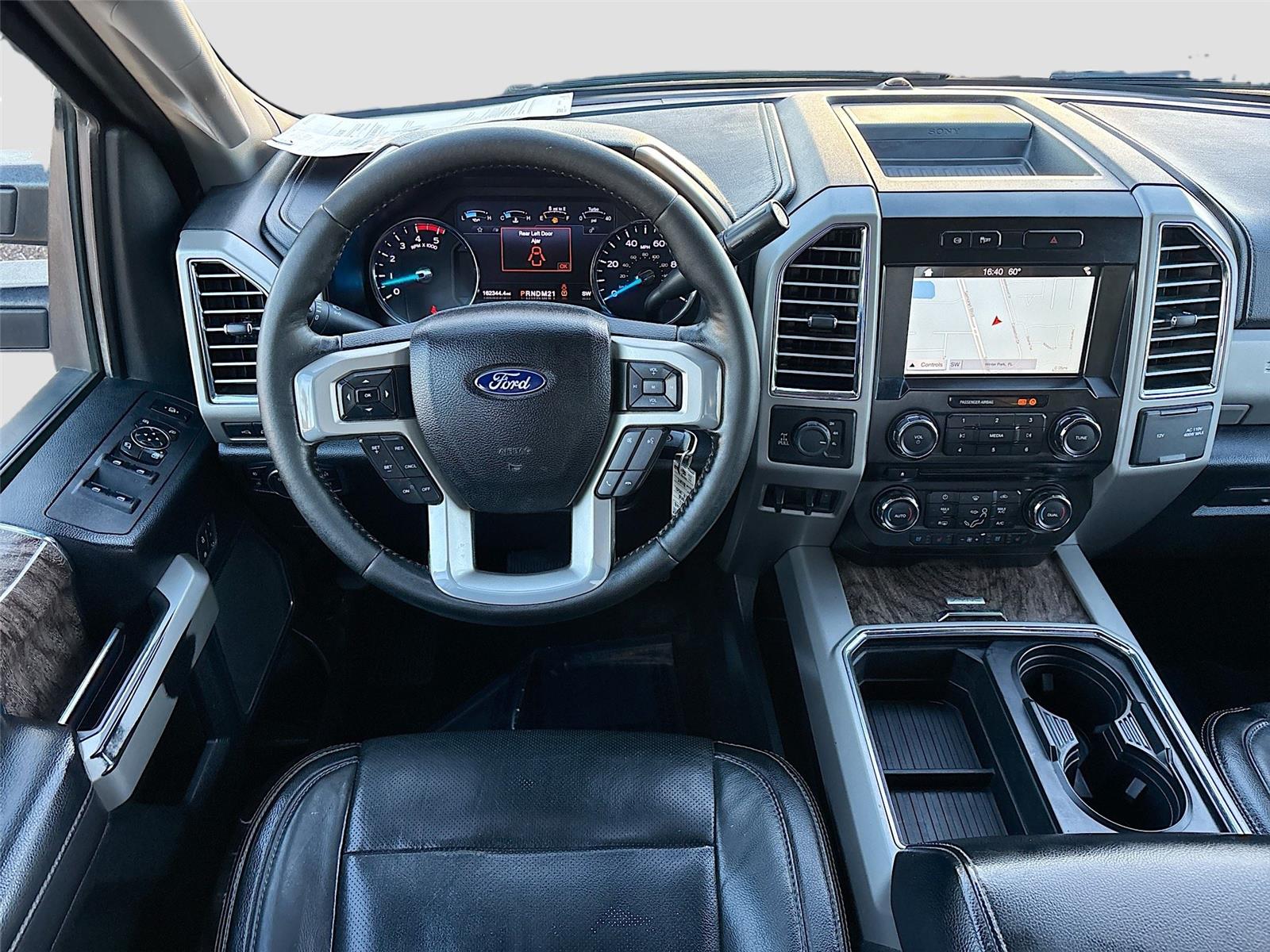 2017 Ford F-350 Super Duty Lariat