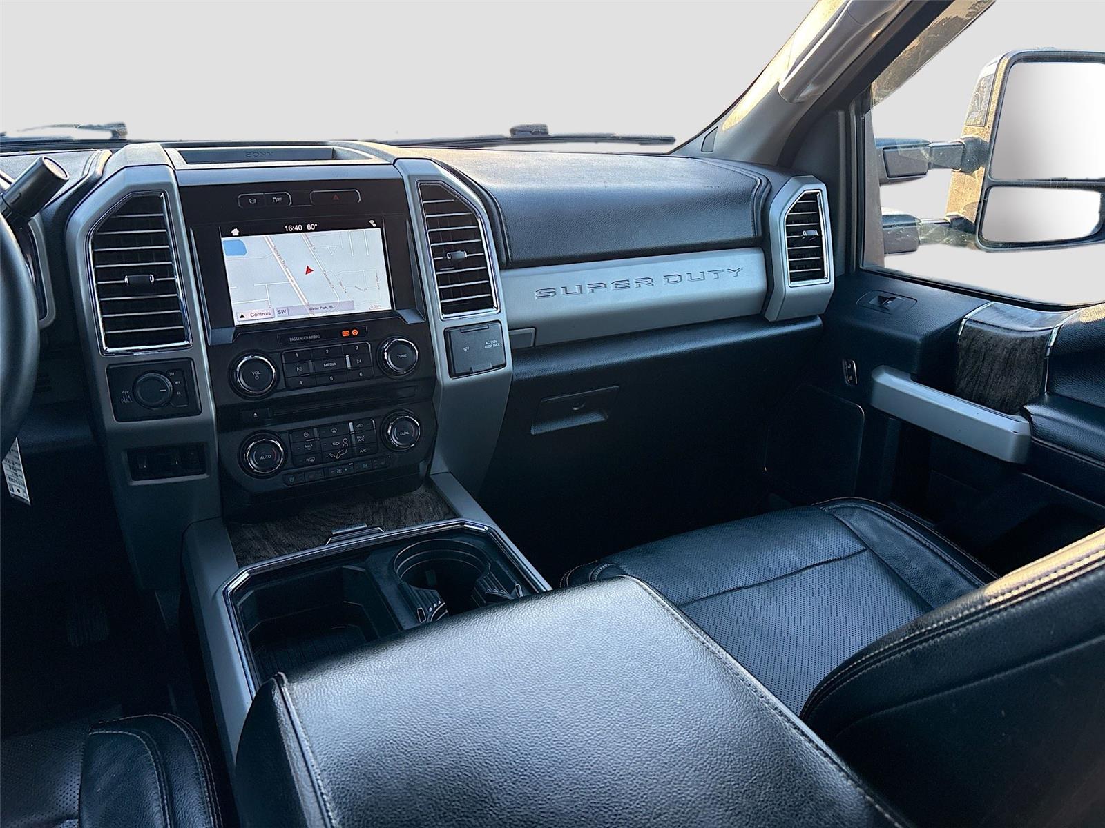 2017 Ford F-350 Super Duty Lariat