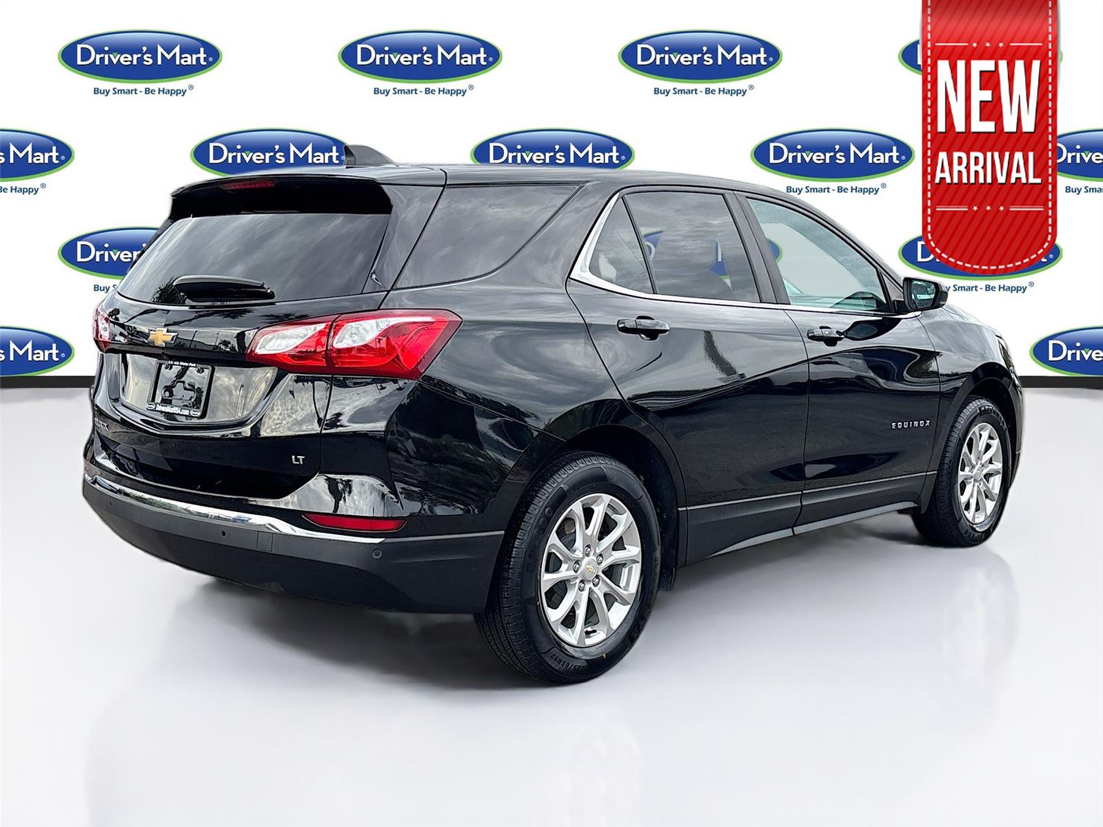 2021 Chevrolet Equinox LT photo 2