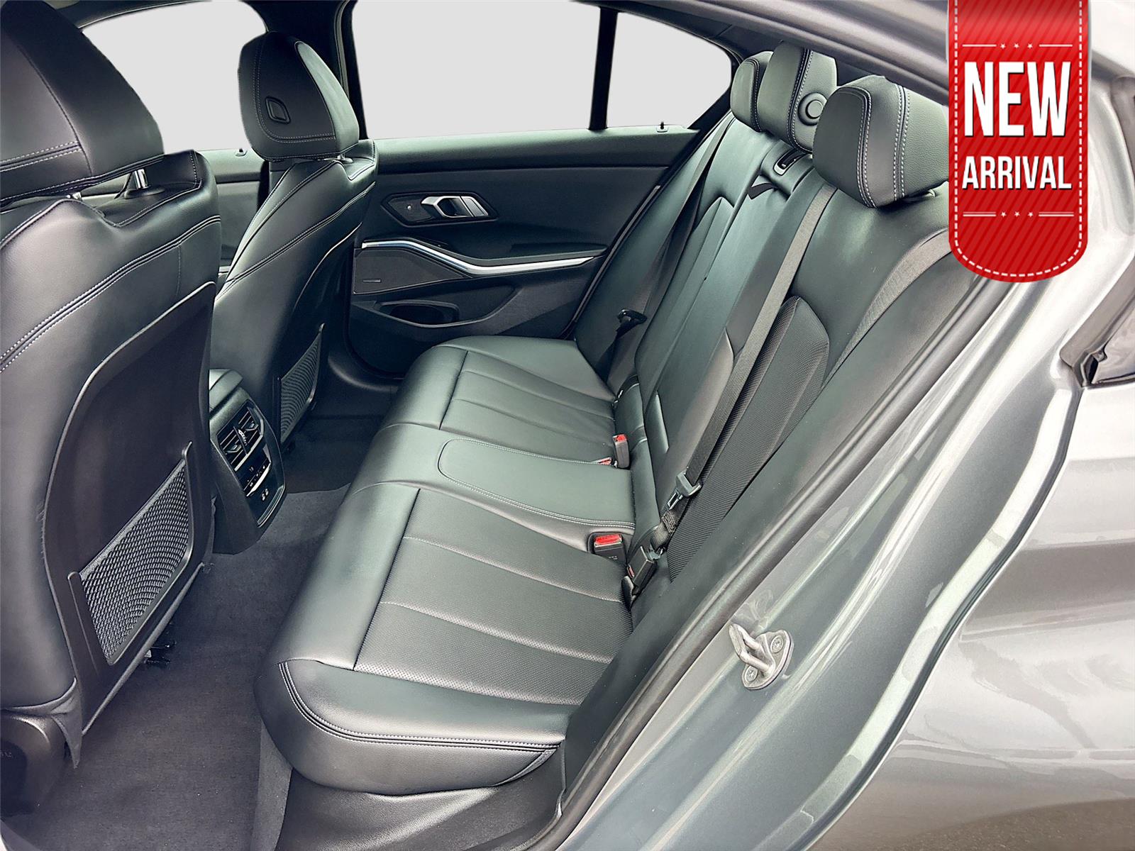 2023 BMW 3 Series 330e