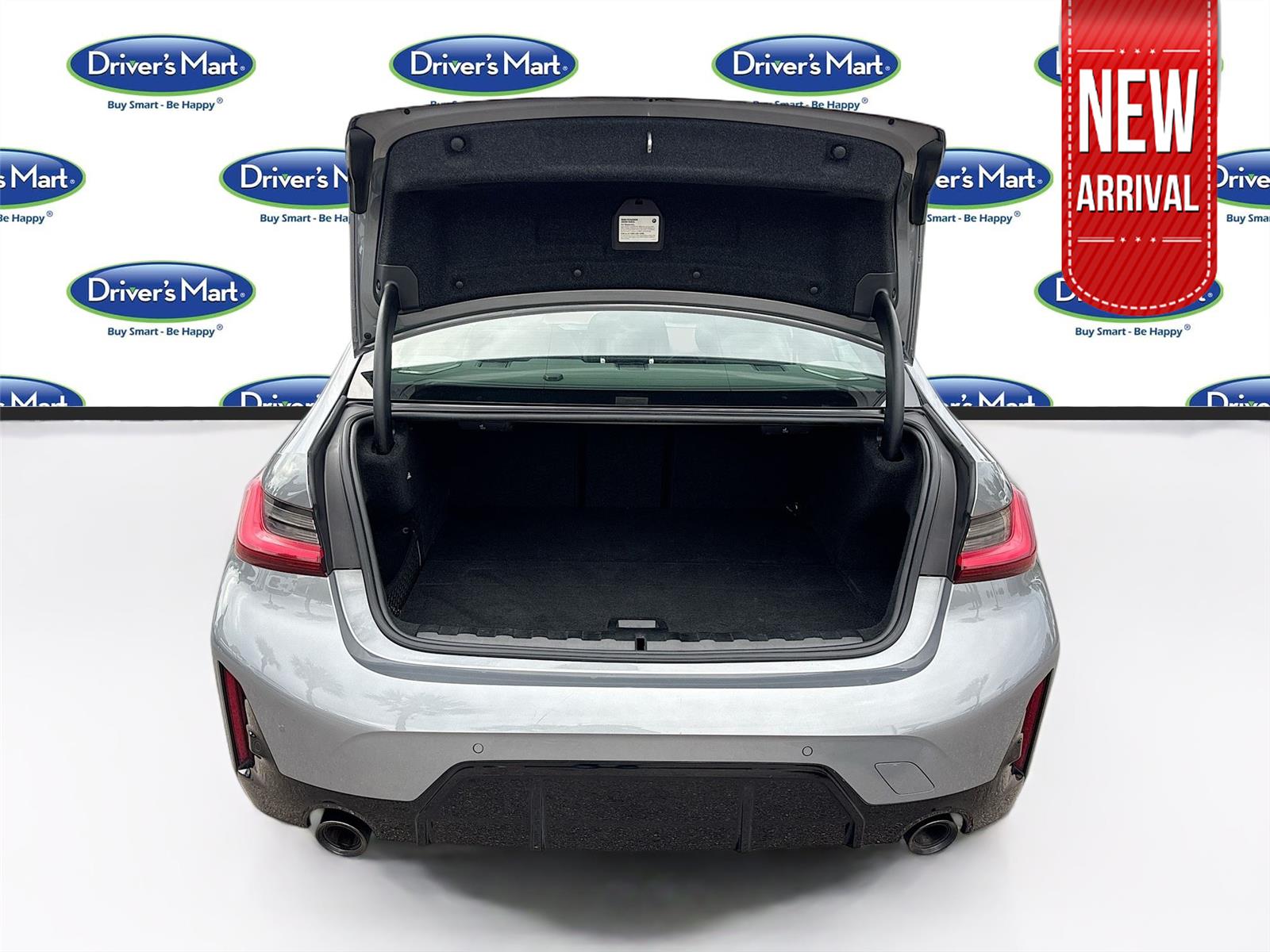 2023 BMW 3 Series 330e