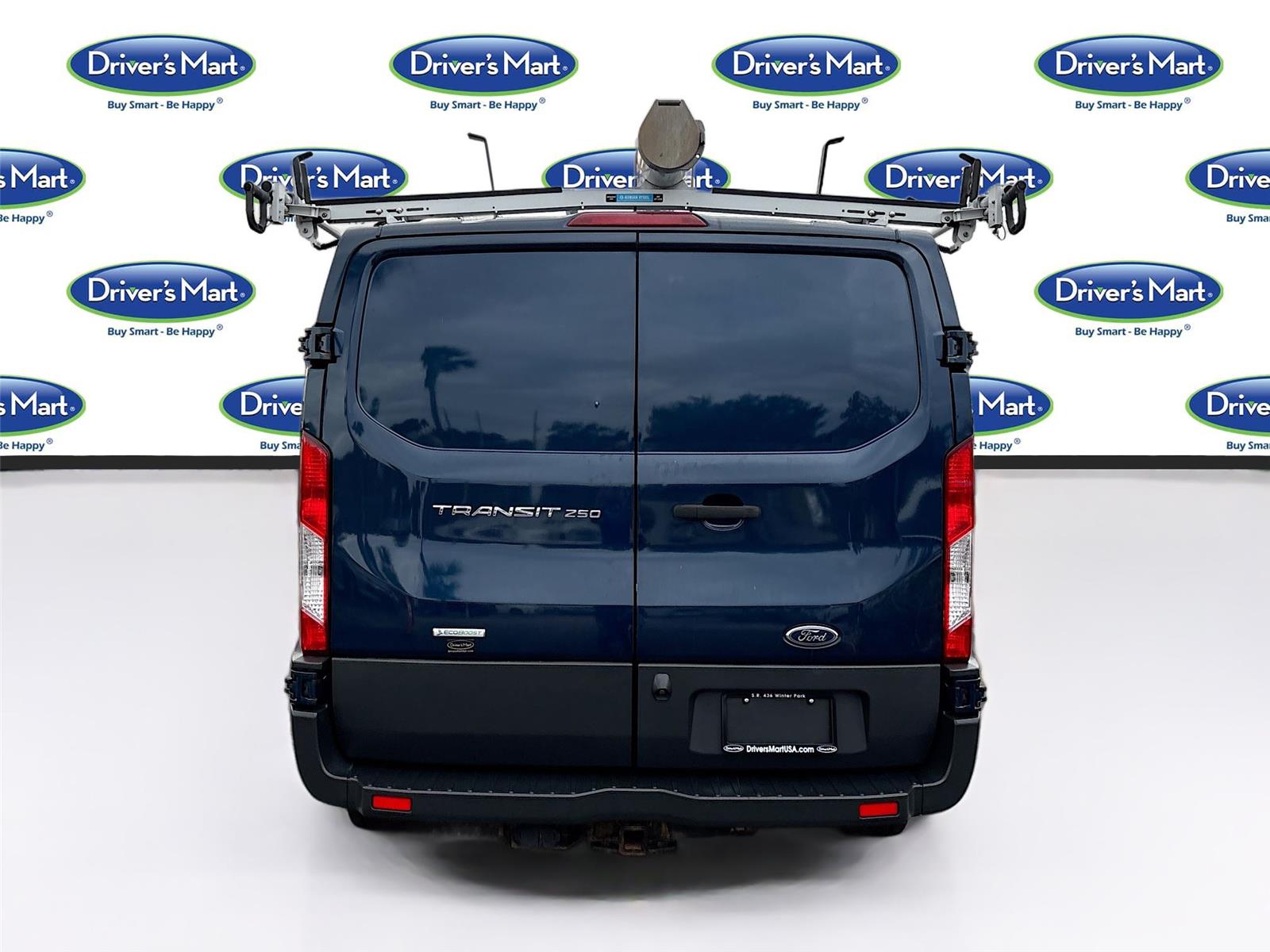 2017 Ford Transit Van photo 3