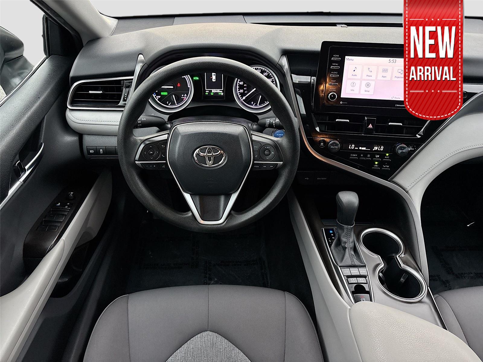 2022 Toyota Camry Hybrid LE