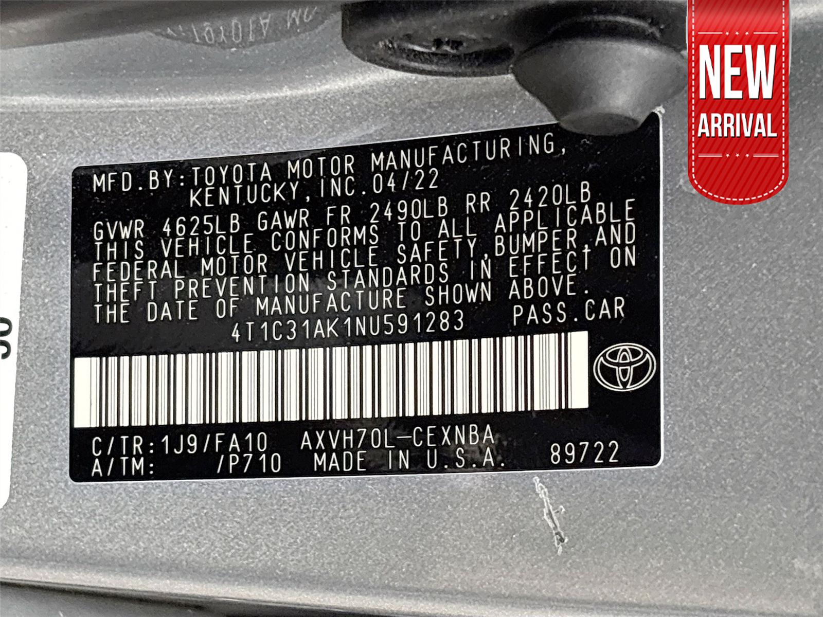 2022 Toyota Camry Hybrid LE