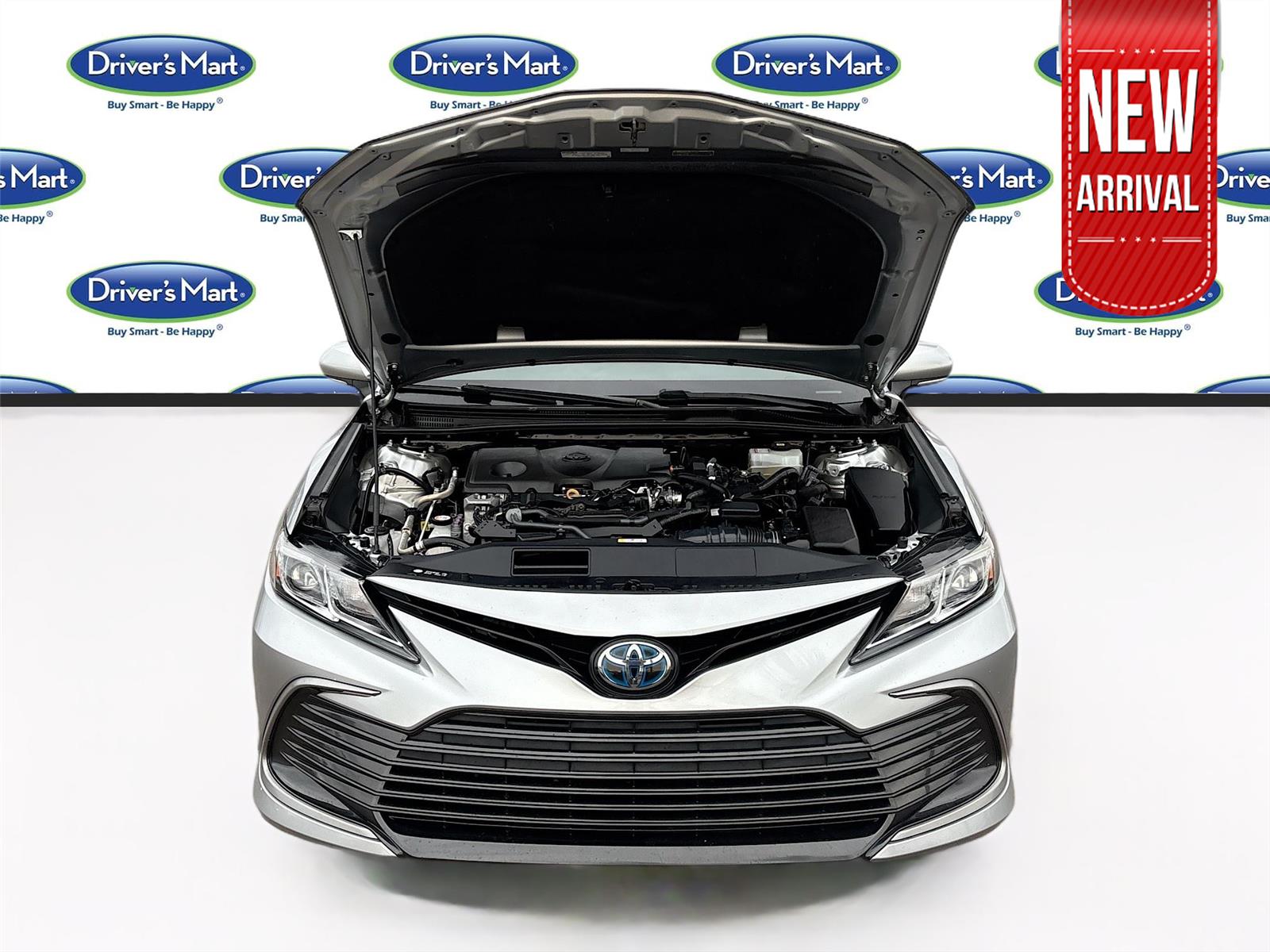 2022 Toyota Camry Hybrid LE