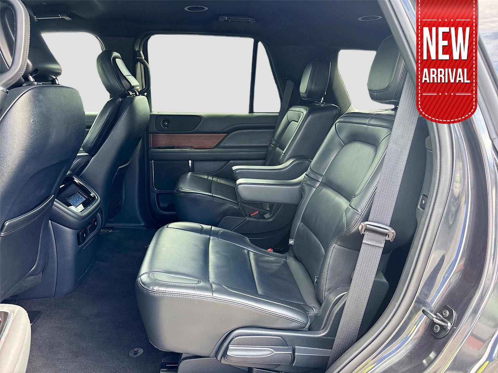 2023 Lincoln Navigator Standard