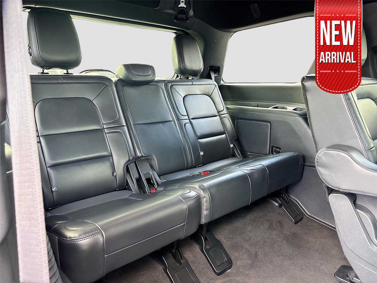 2023 Lincoln Navigator Standard