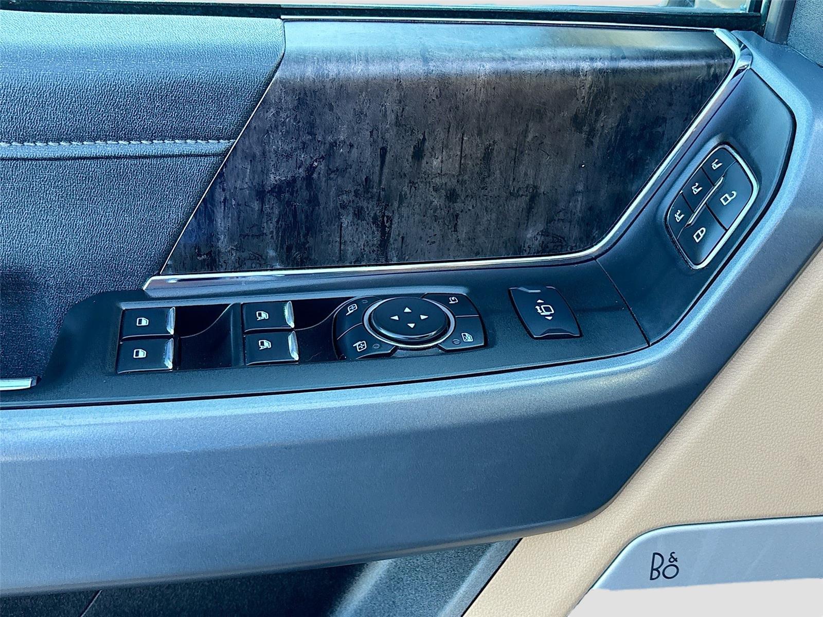 2023 Ford Super Duty F-250 SRW LARIAT