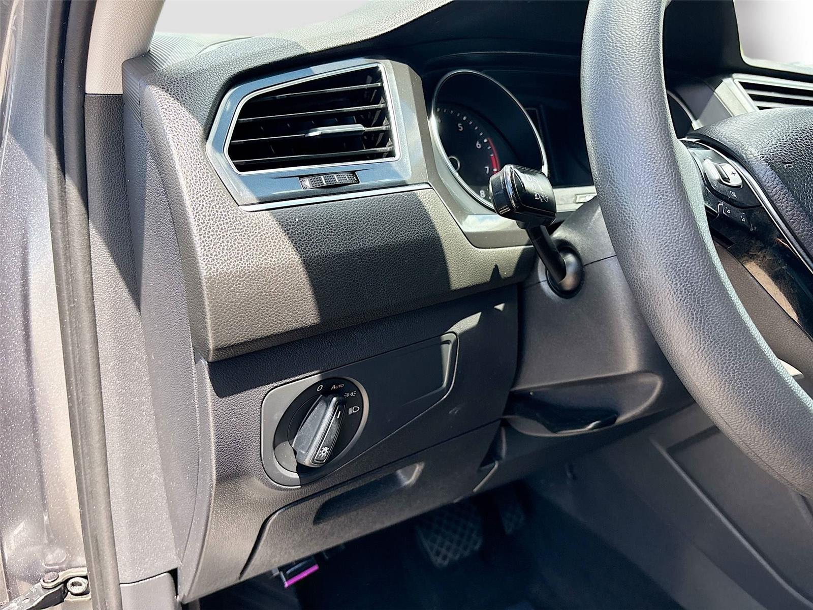 2018 Volkswagen Tiguan S