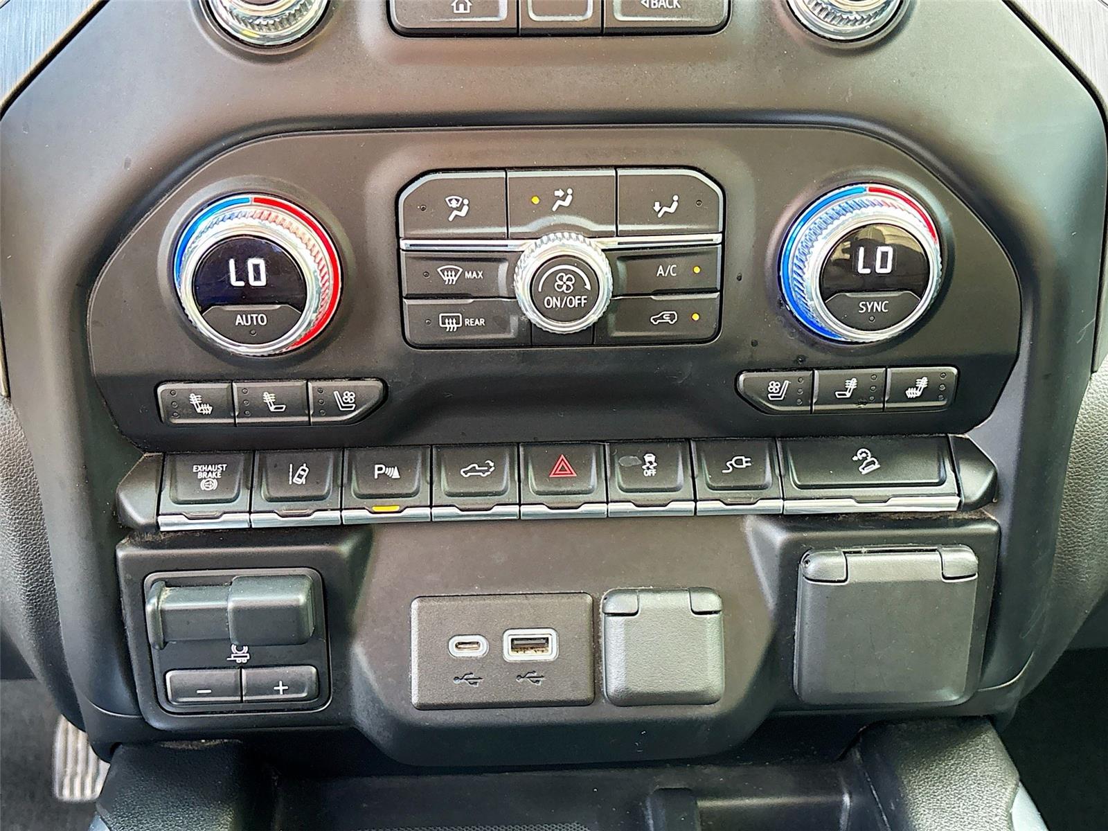 2021 GMC Sierra 3500HD Denali