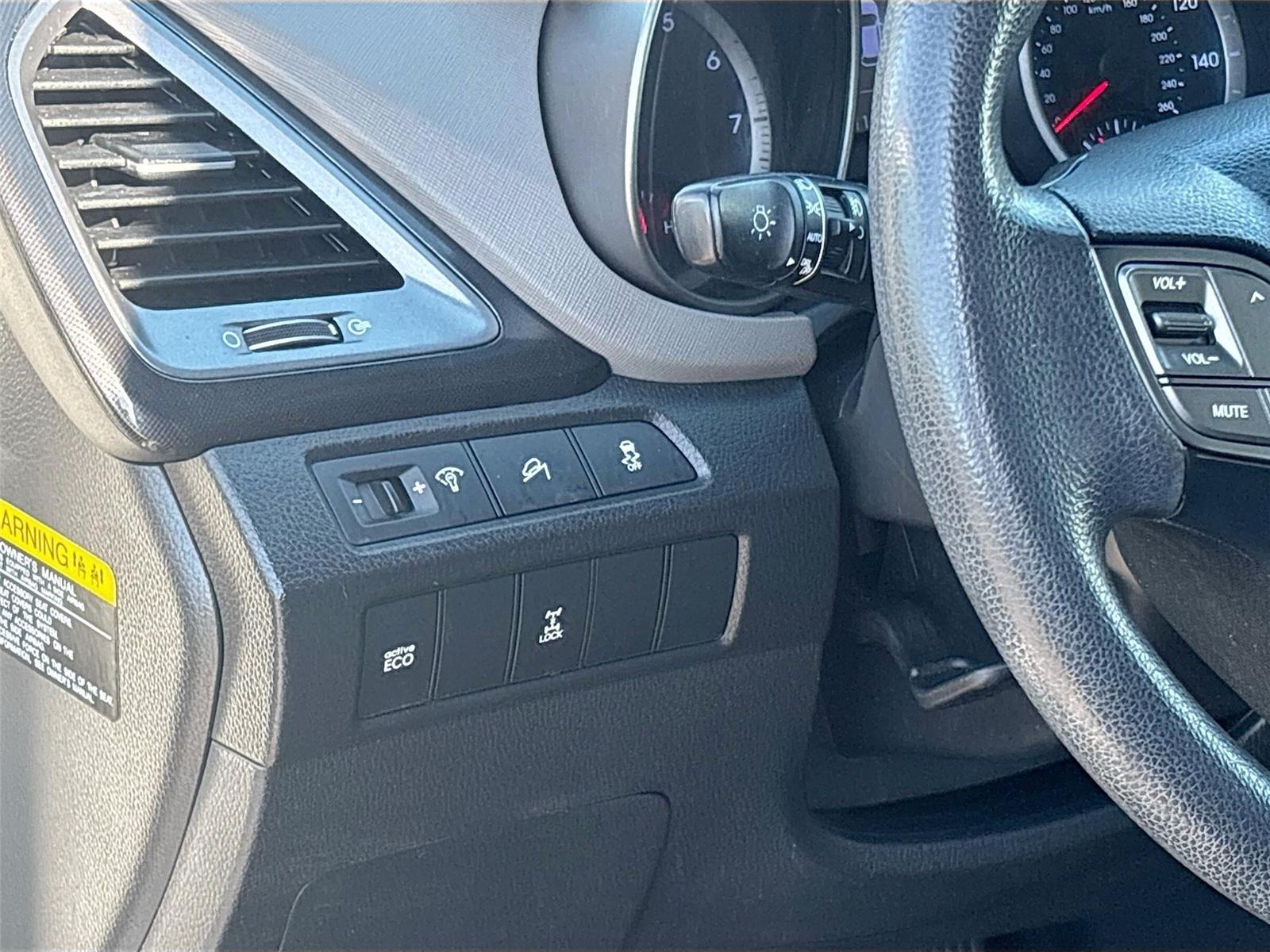 2016 Hyundai Santa Fe SE