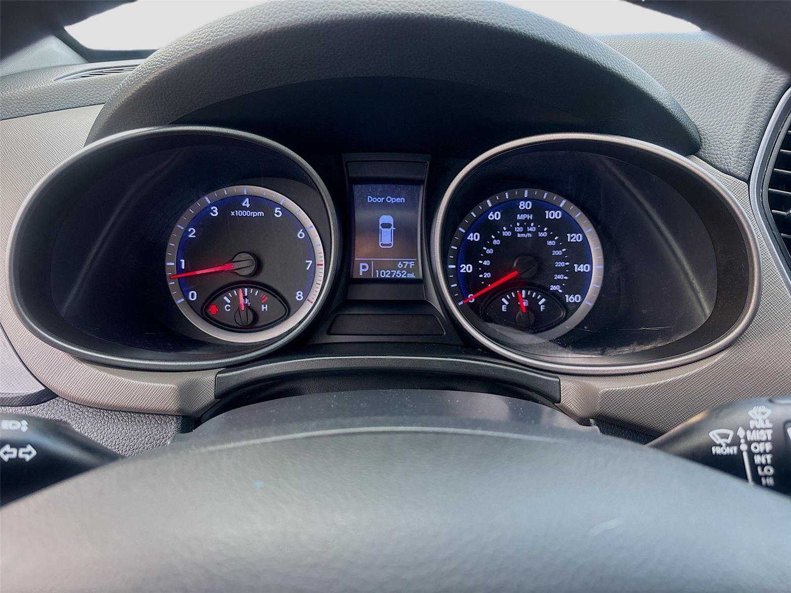 2016 Hyundai Santa Fe SE