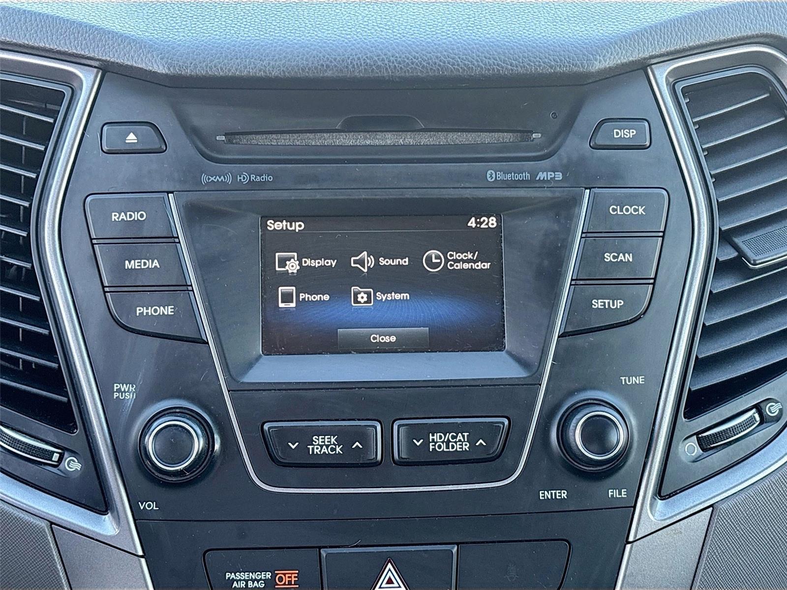 2016 Hyundai Santa Fe SE