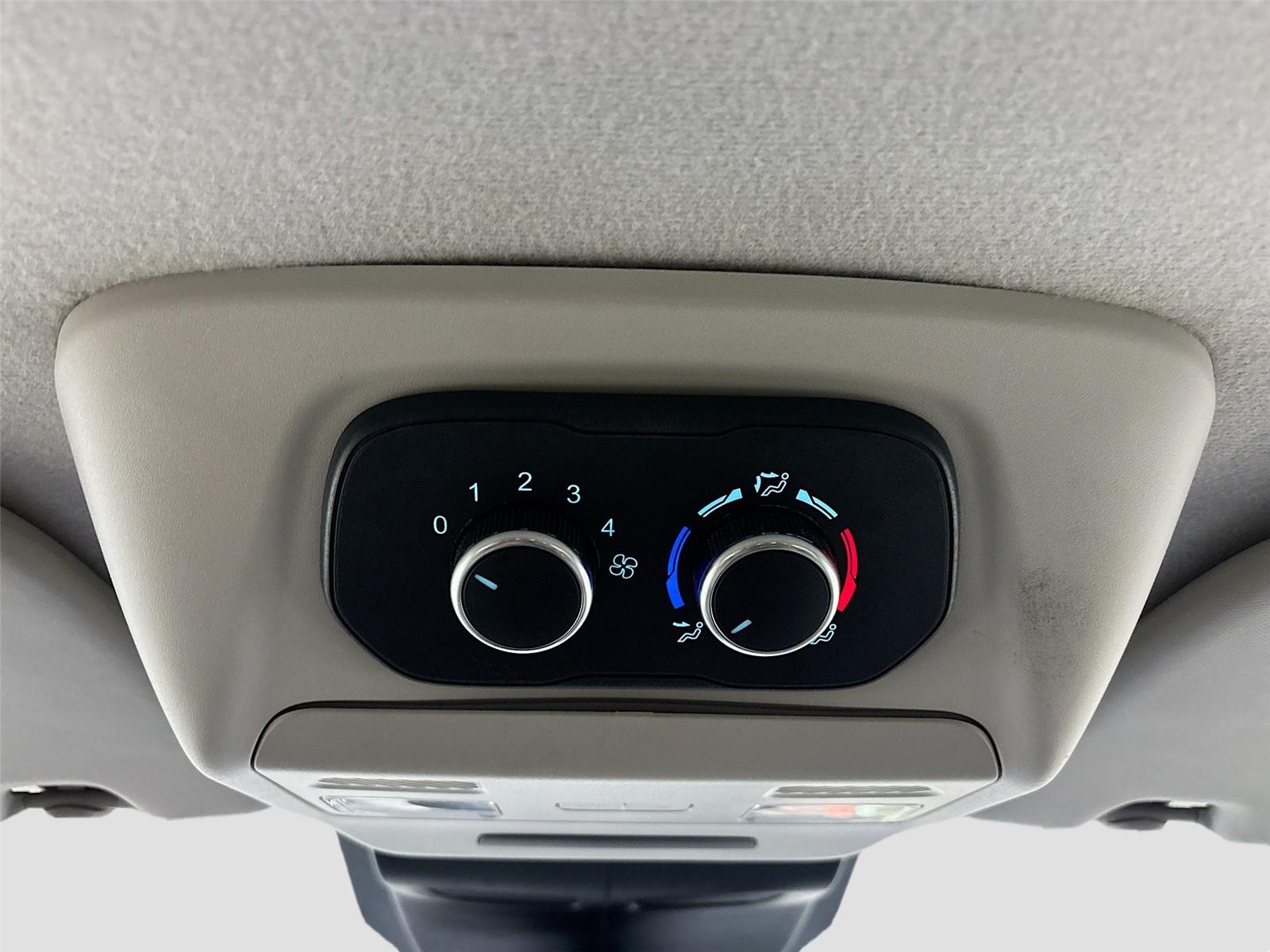 2023 Ford Transit 350 XLT