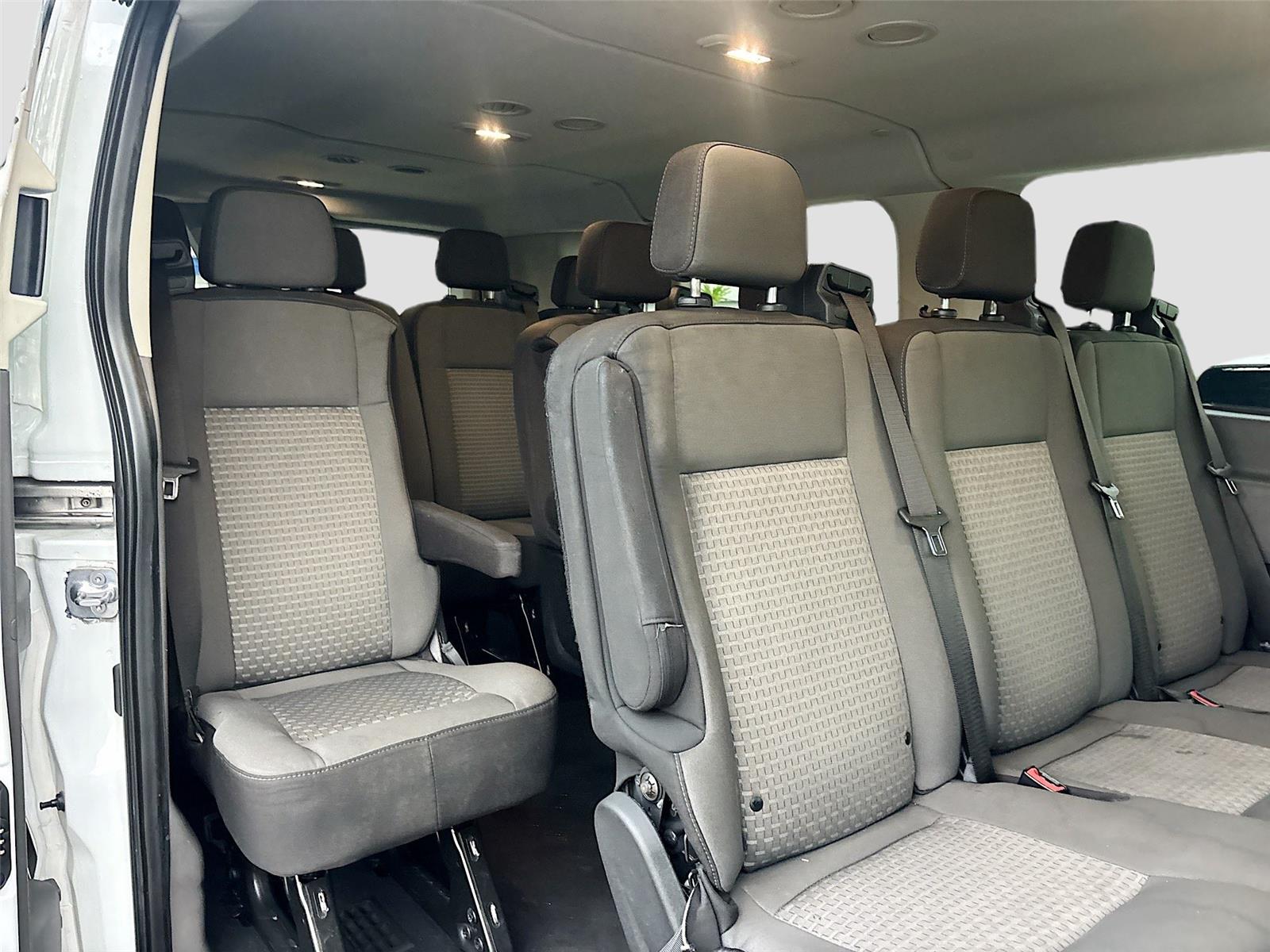 2023 Ford Transit 350 XLT