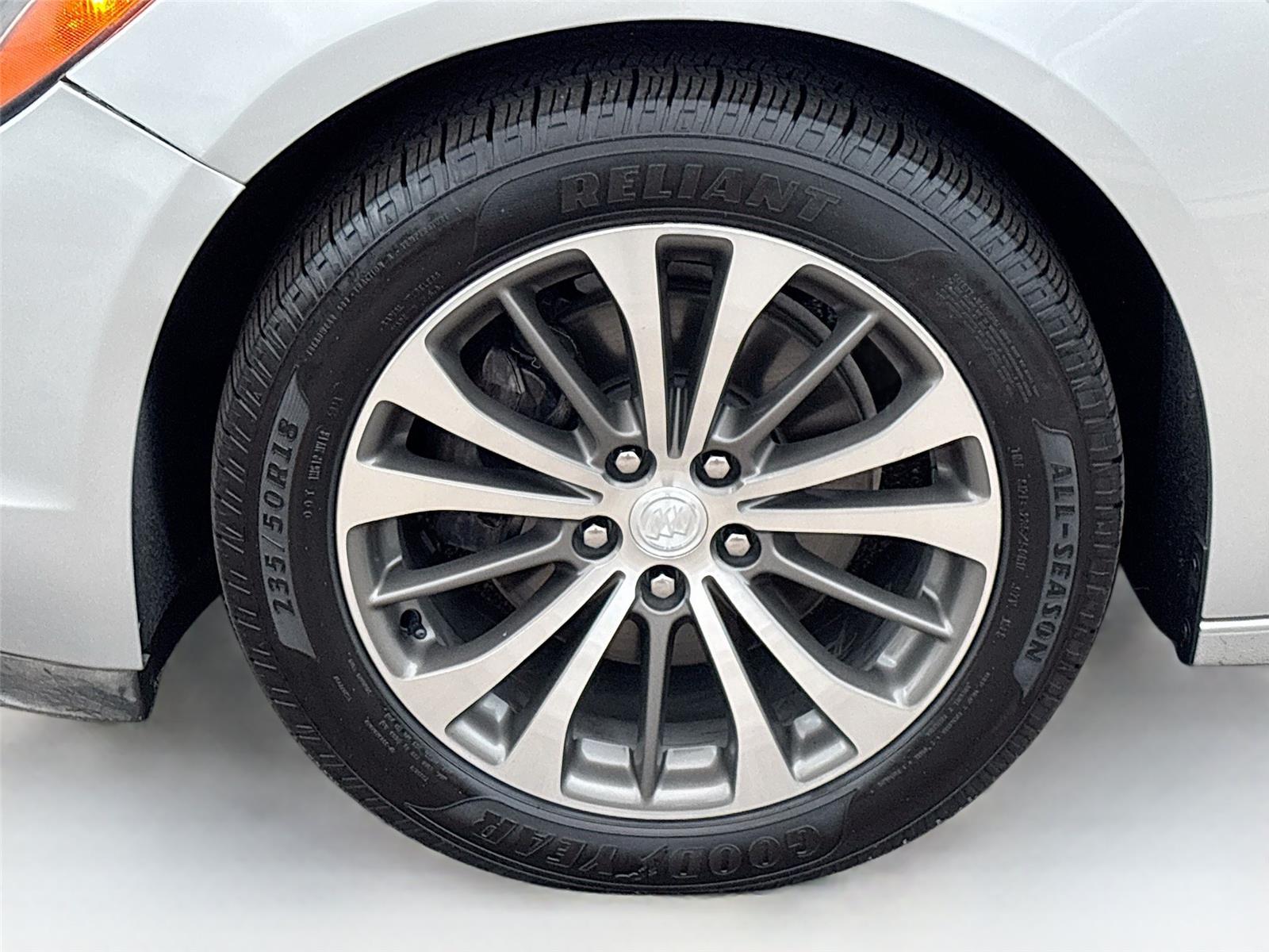 2017 Buick LaCrosse Essence