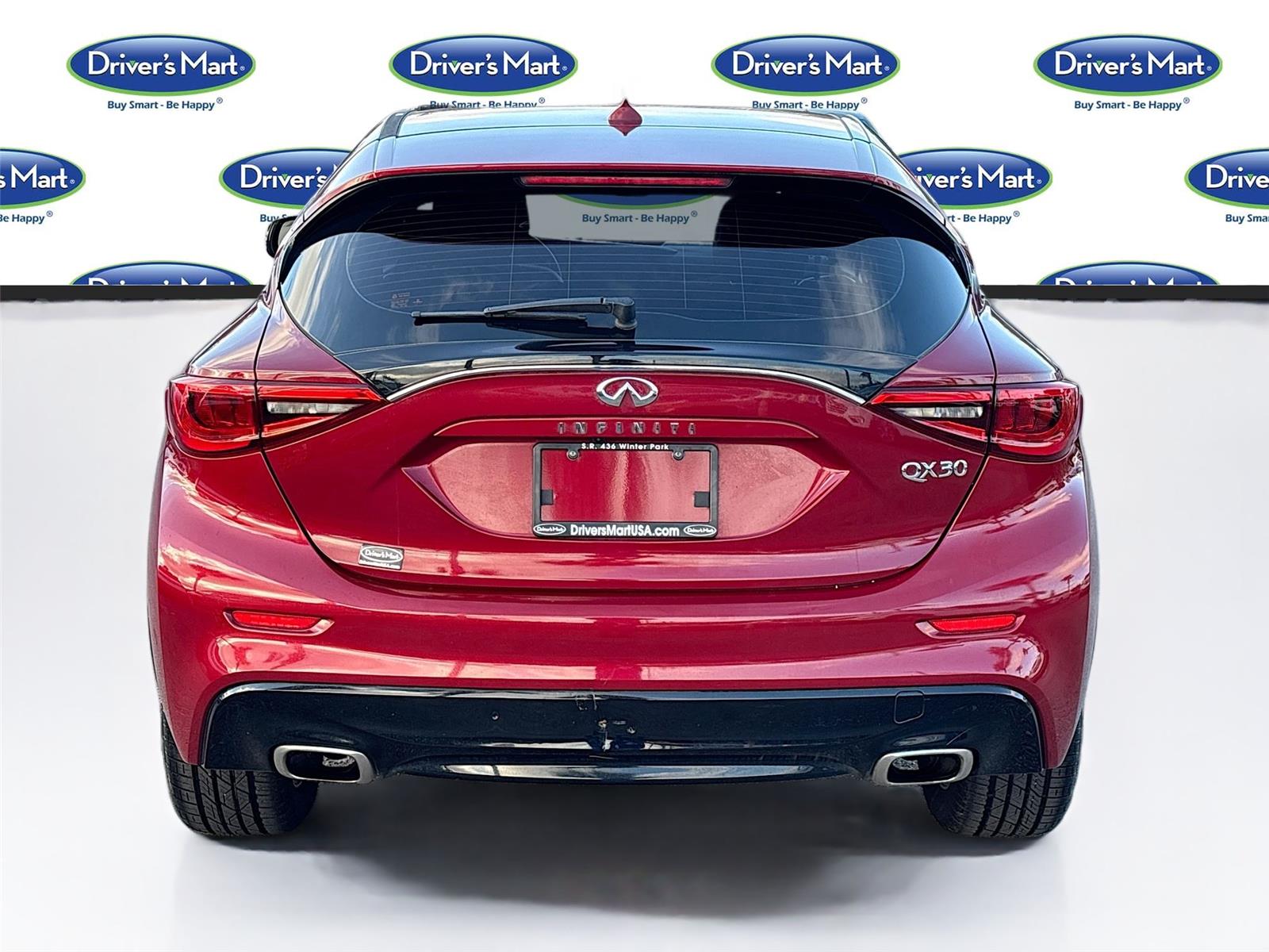 2018 INFINITI QX30 Luxury