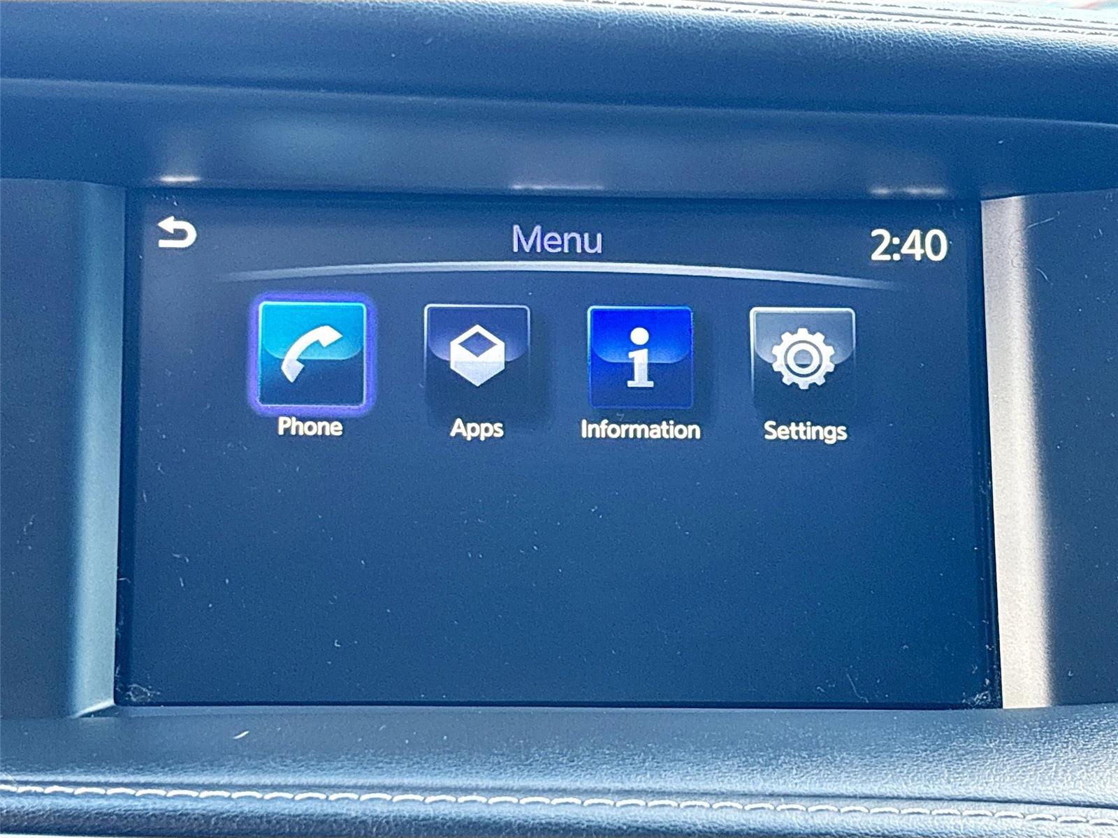 2018 INFINITI QX30 Luxury