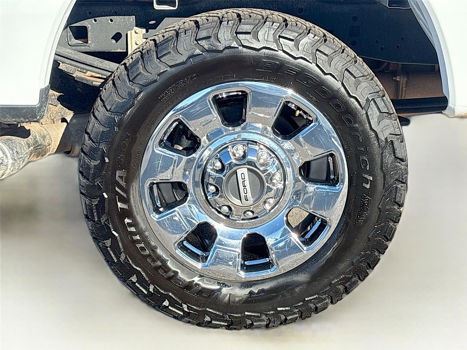 2023 Ford Super Duty F-250 SRW LARIAT