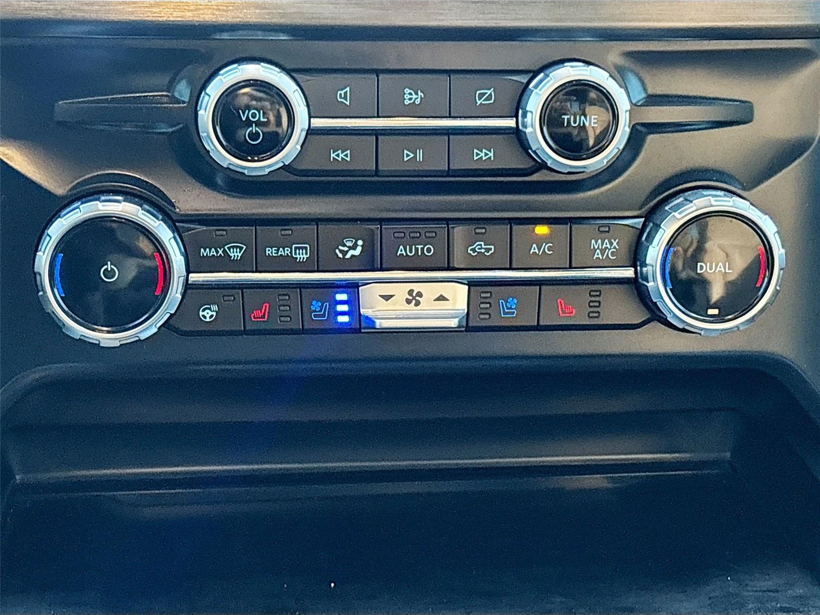 2023 Ford Super Duty F-250 SRW LARIAT