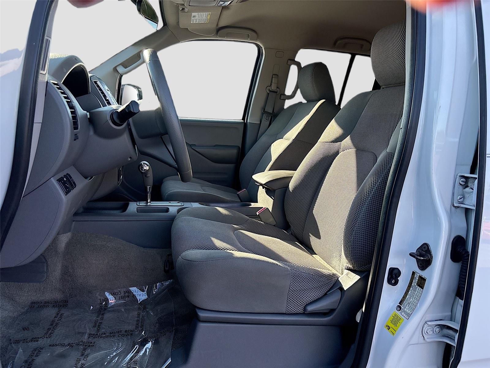 2015 Nissan Frontier SV