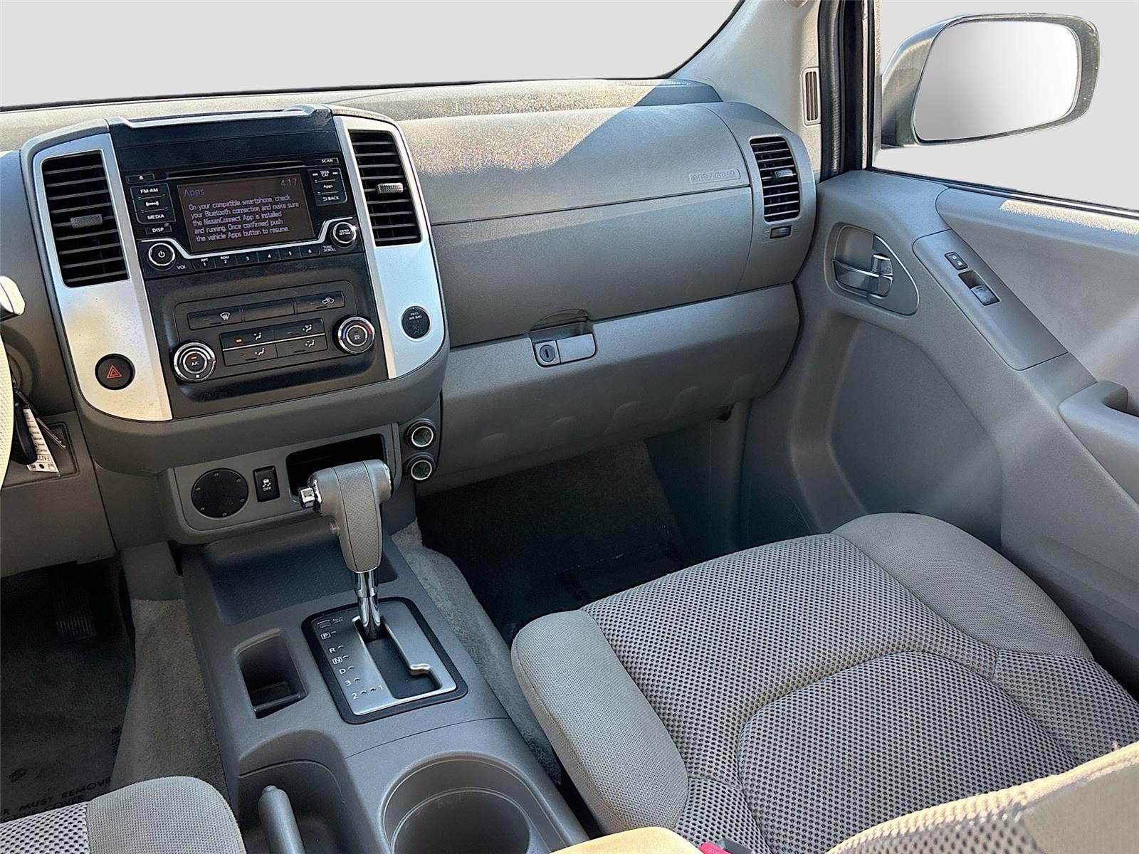 2015 Nissan Frontier SV