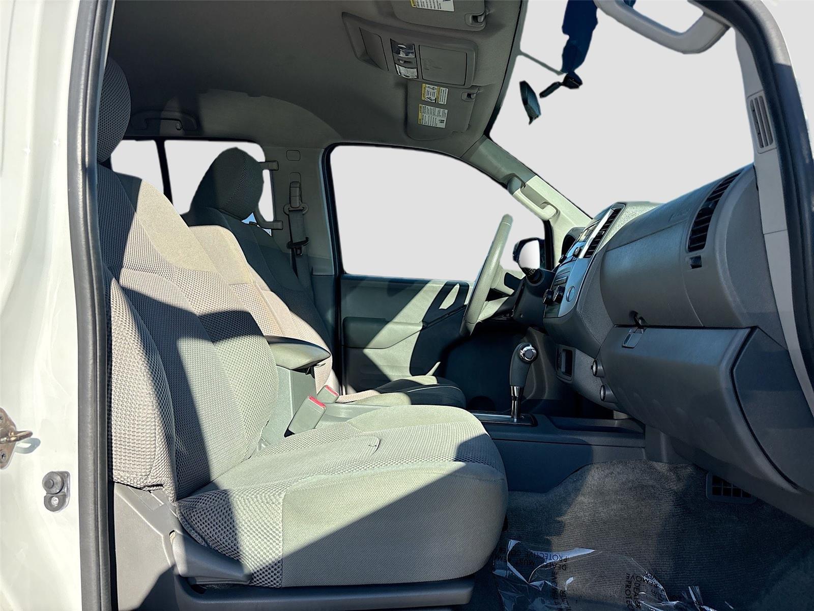 2015 Nissan Frontier SV