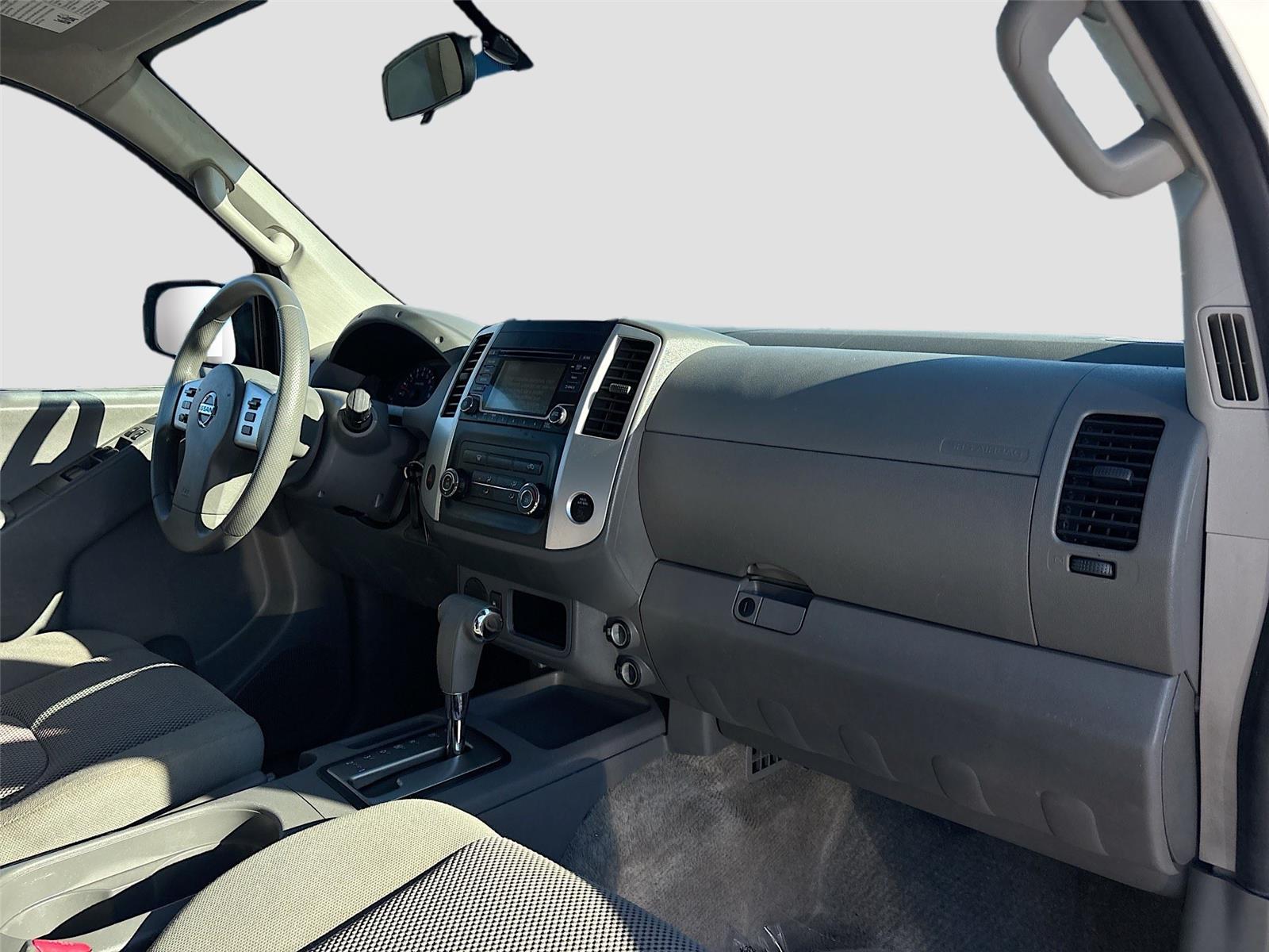 2015 Nissan Frontier SV