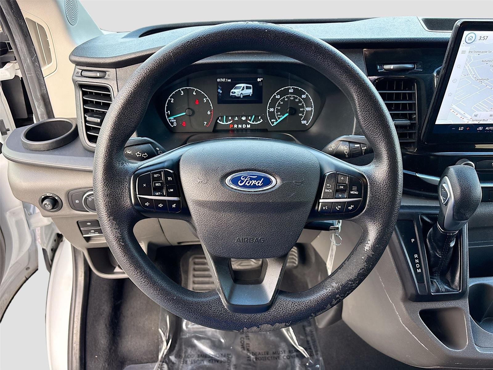 2023 Ford Transit Passenger Wagon XLT