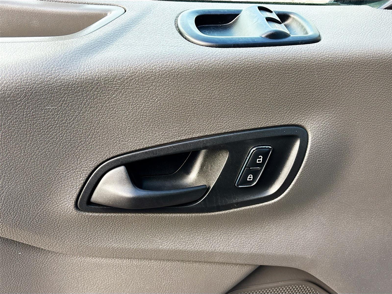 2023 Ford Transit Passenger Wagon XLT