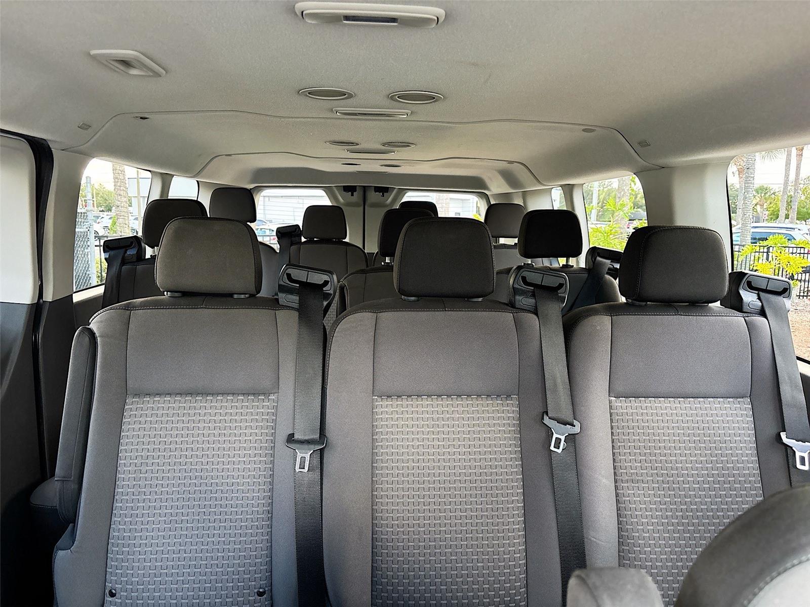 2023 Ford Transit Passenger Wagon XLT