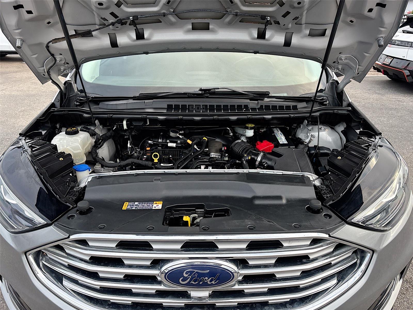 2020 Ford Edge Titanium