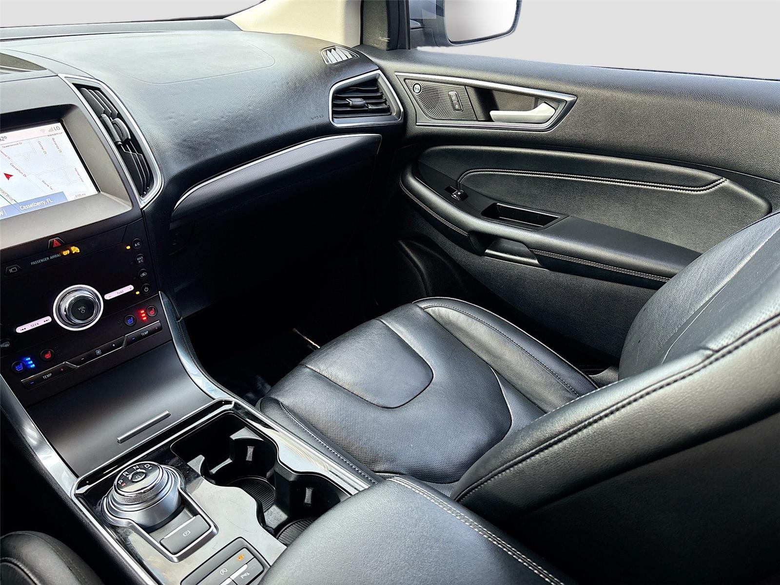 2020 Ford Edge Titanium