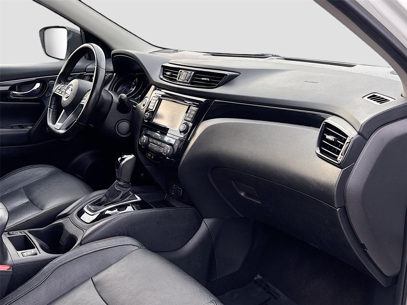 2017 Nissan Rogue Sport SL