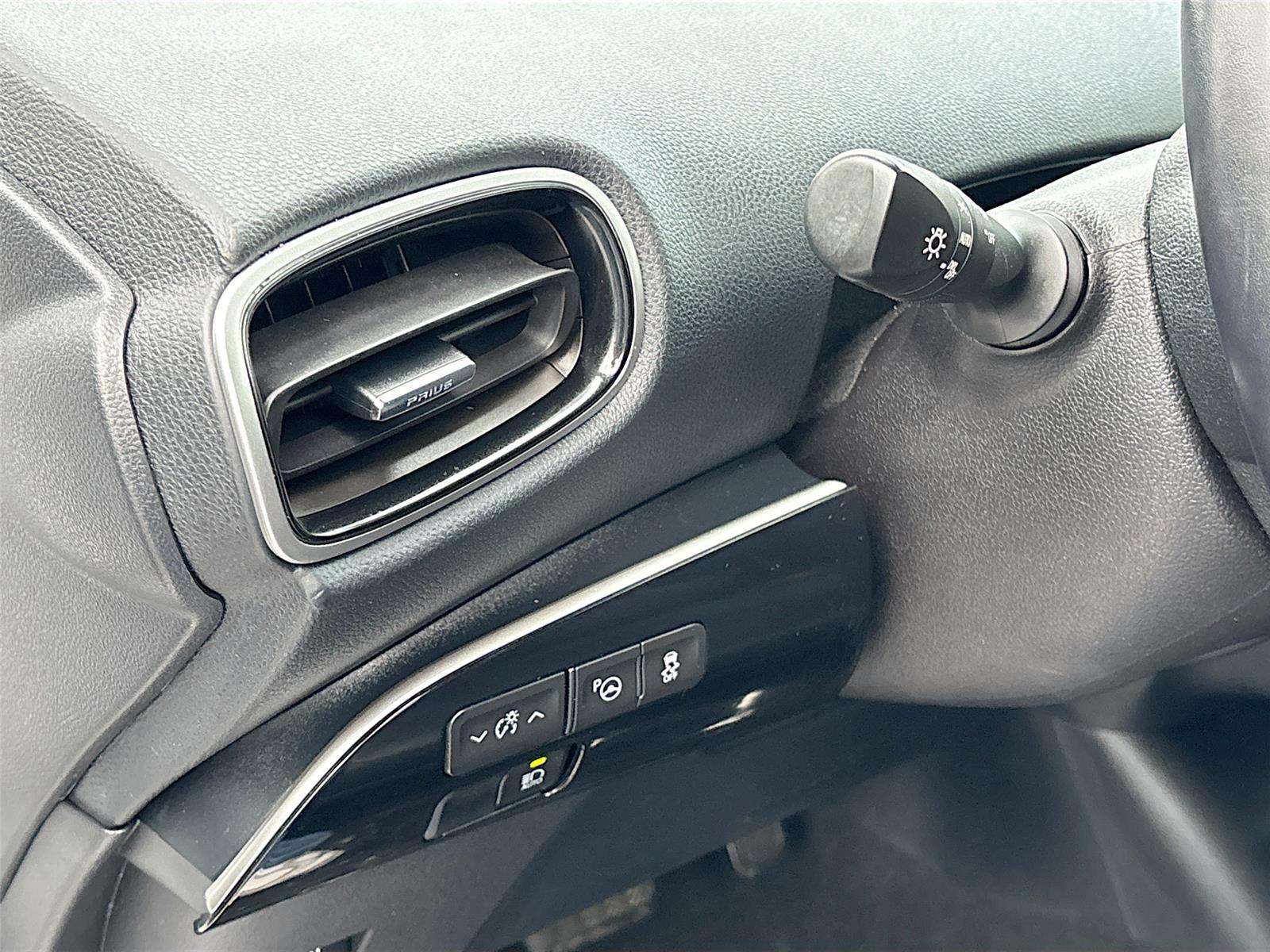 2022 TOYOTA PRIUS NIGHT SHA