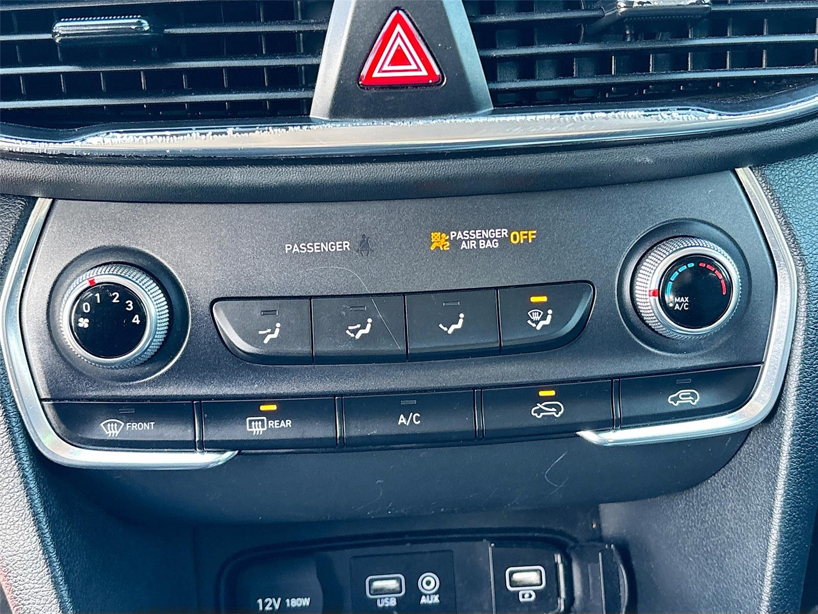 2020 Hyundai Santa Fe SE