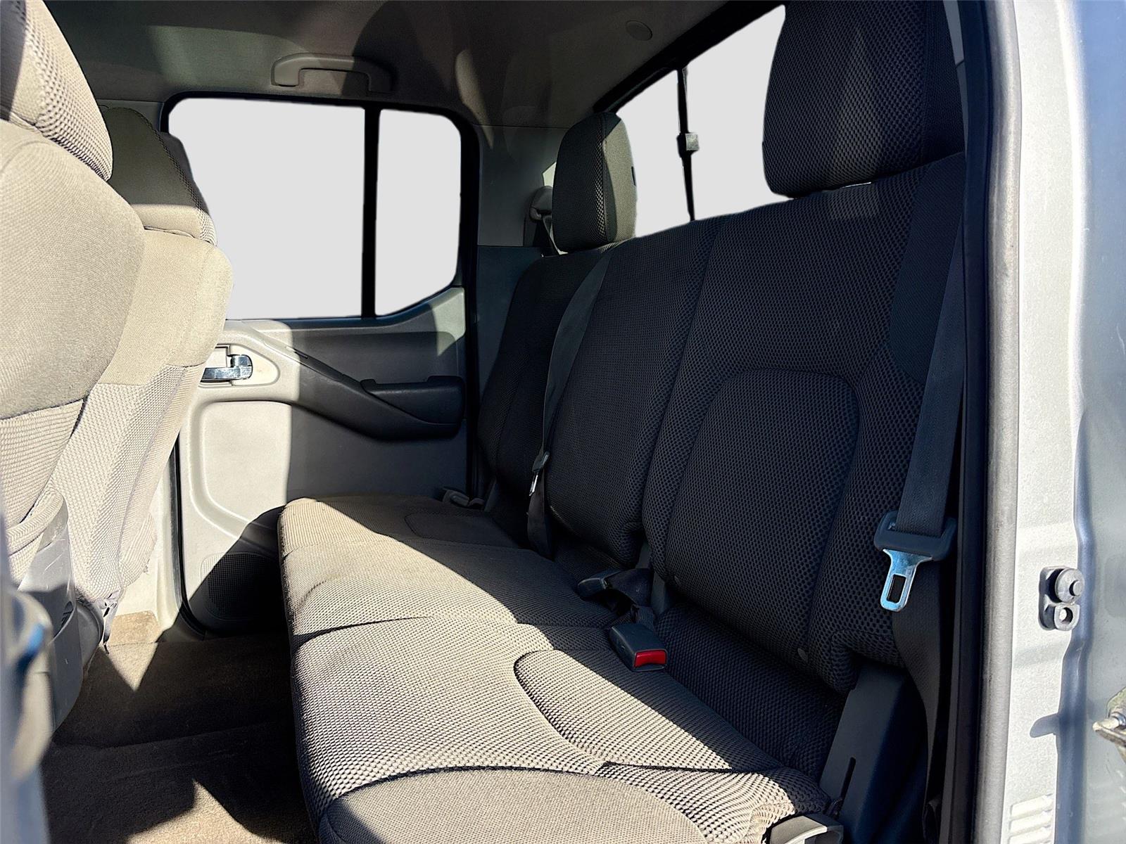 2017 Nissan Frontier SV V6