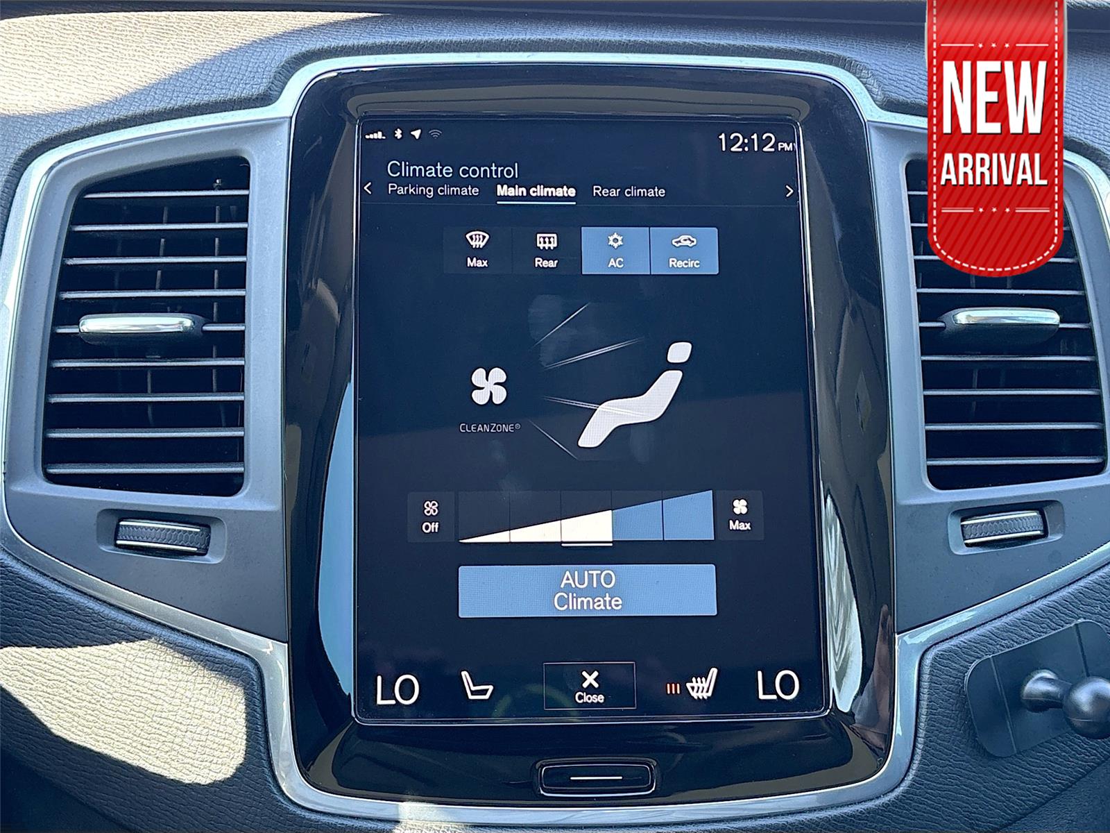 2021 Volvo XC90 Momentum