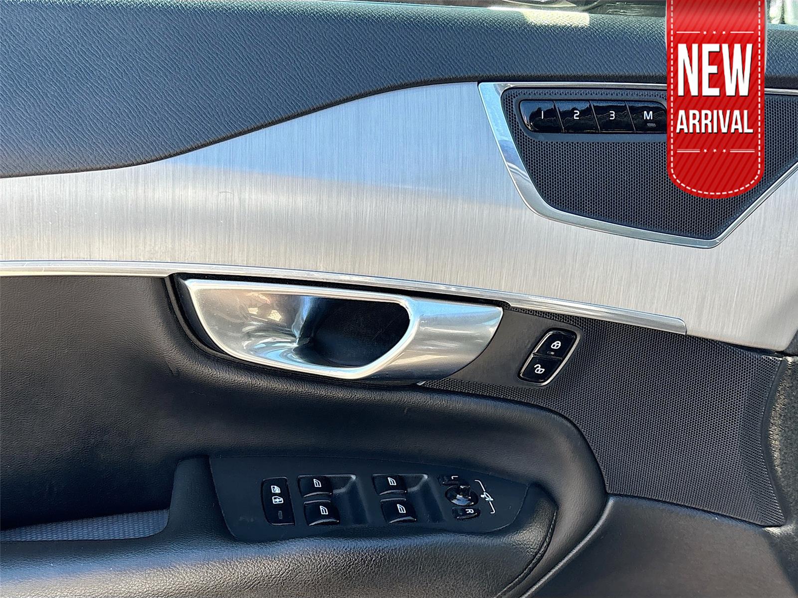 2021 Volvo XC90 Momentum