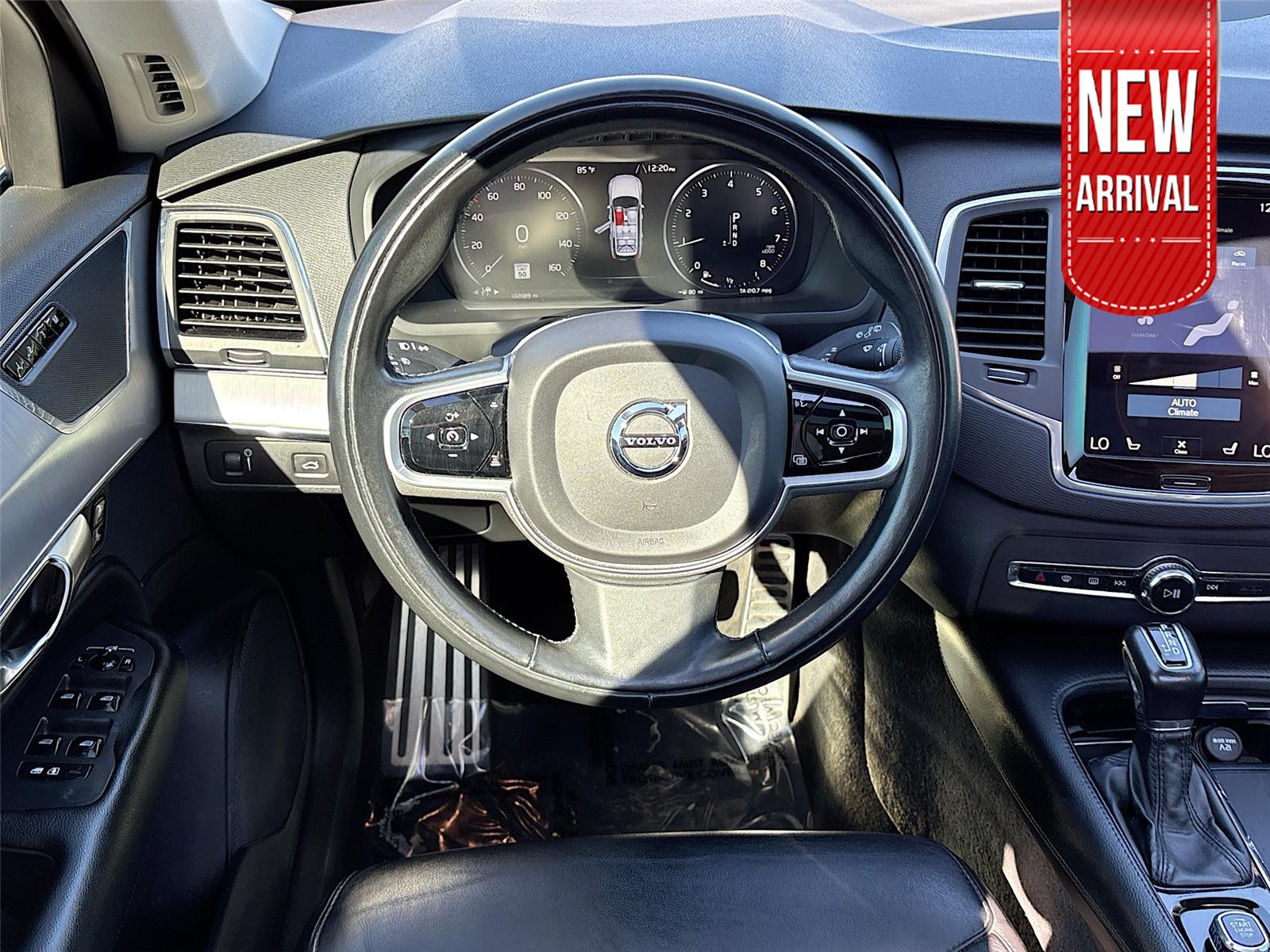 2021 Volvo XC90 Momentum