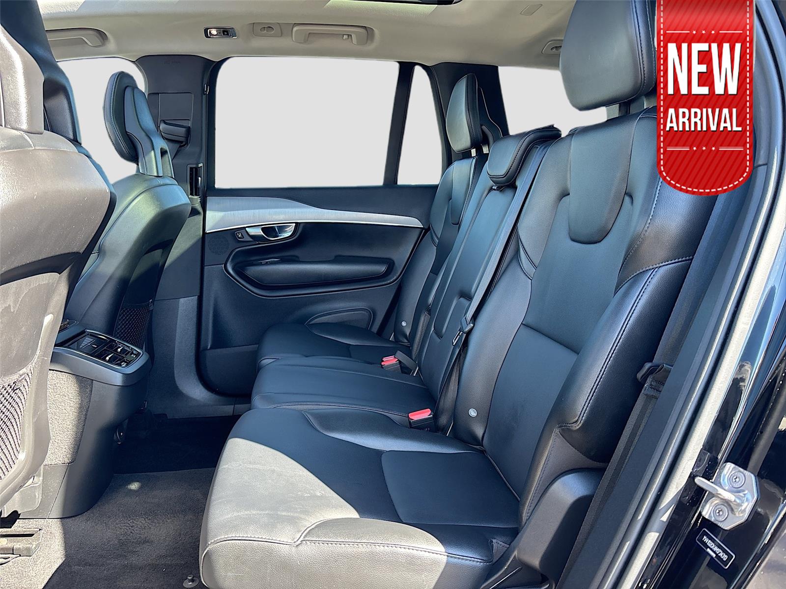 2021 Volvo XC90 Momentum