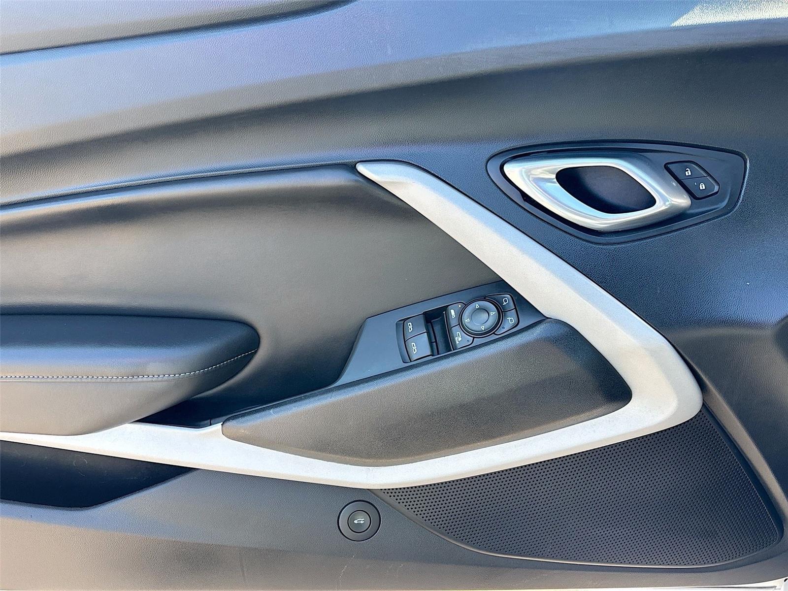 2019 Chevrolet Camaro 1LT